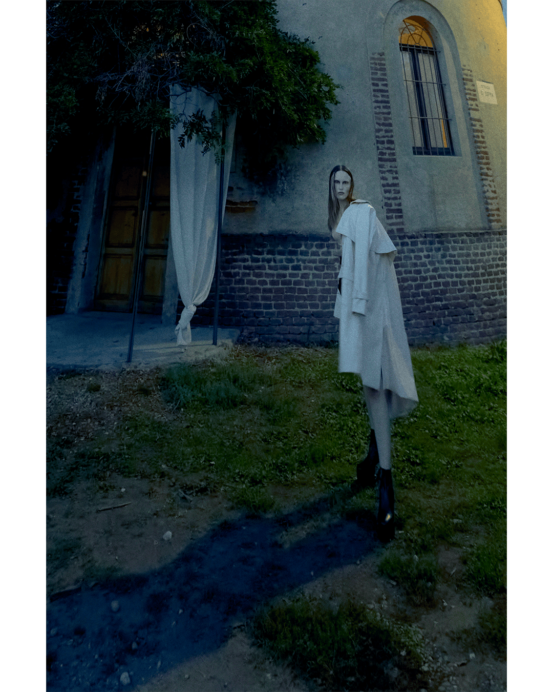 Dichotomy — Look 4