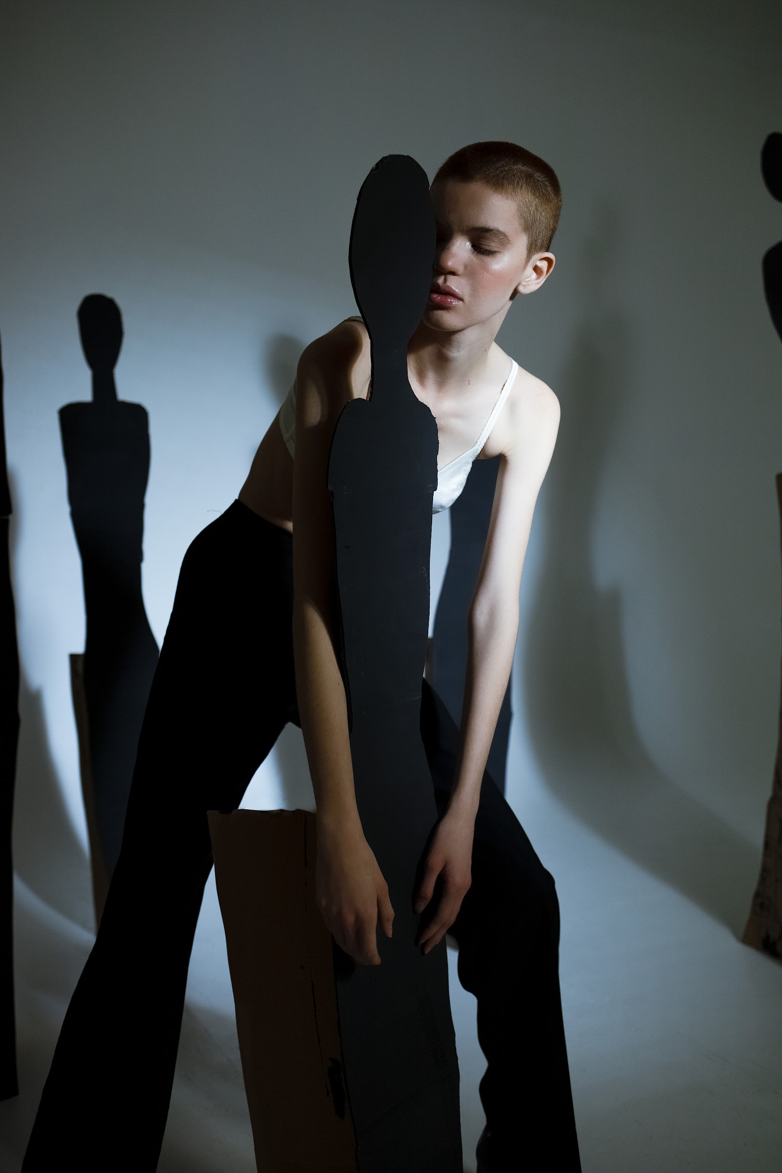 TALL FIGURE — Look 4