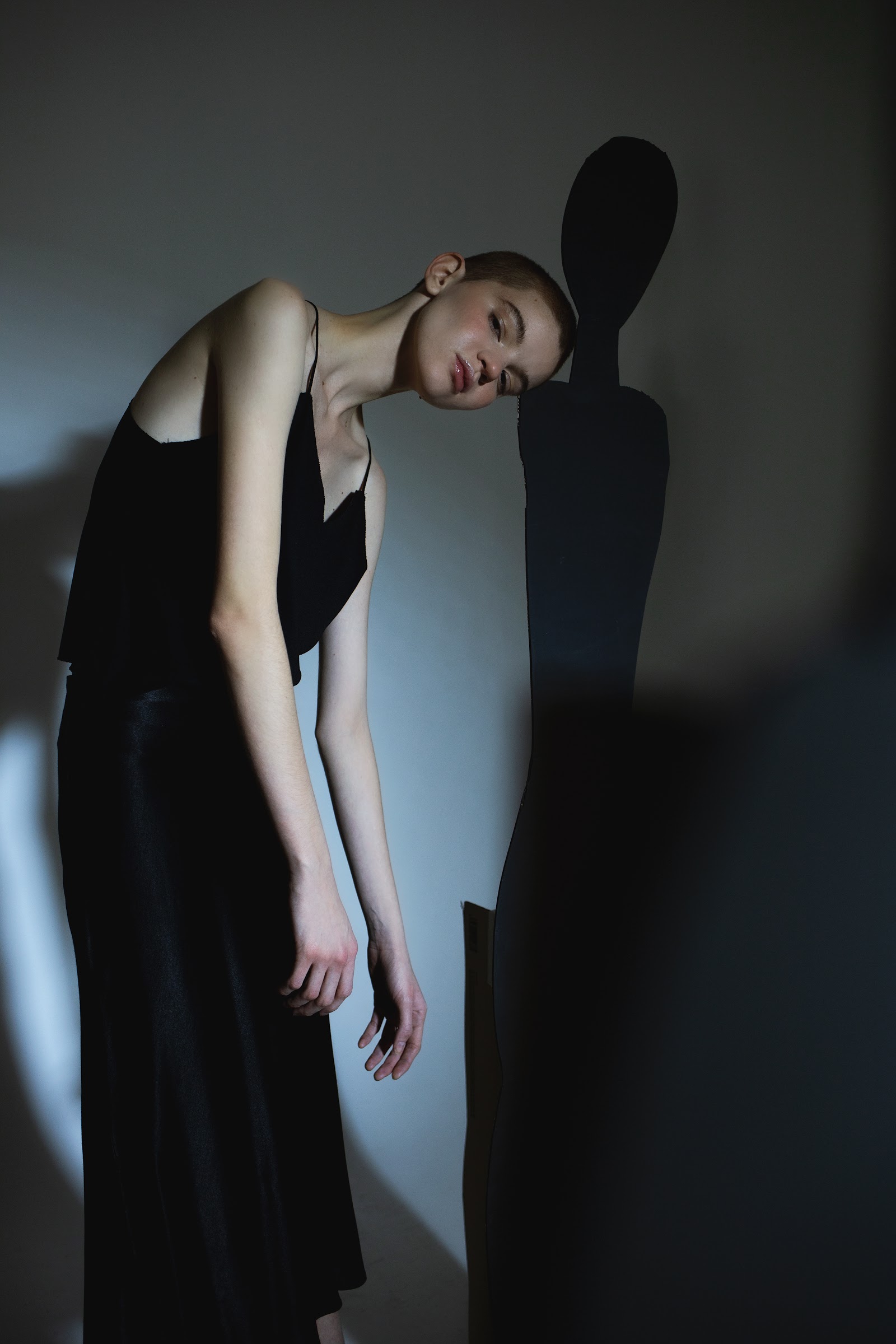 TALL FIGURE — Look 7