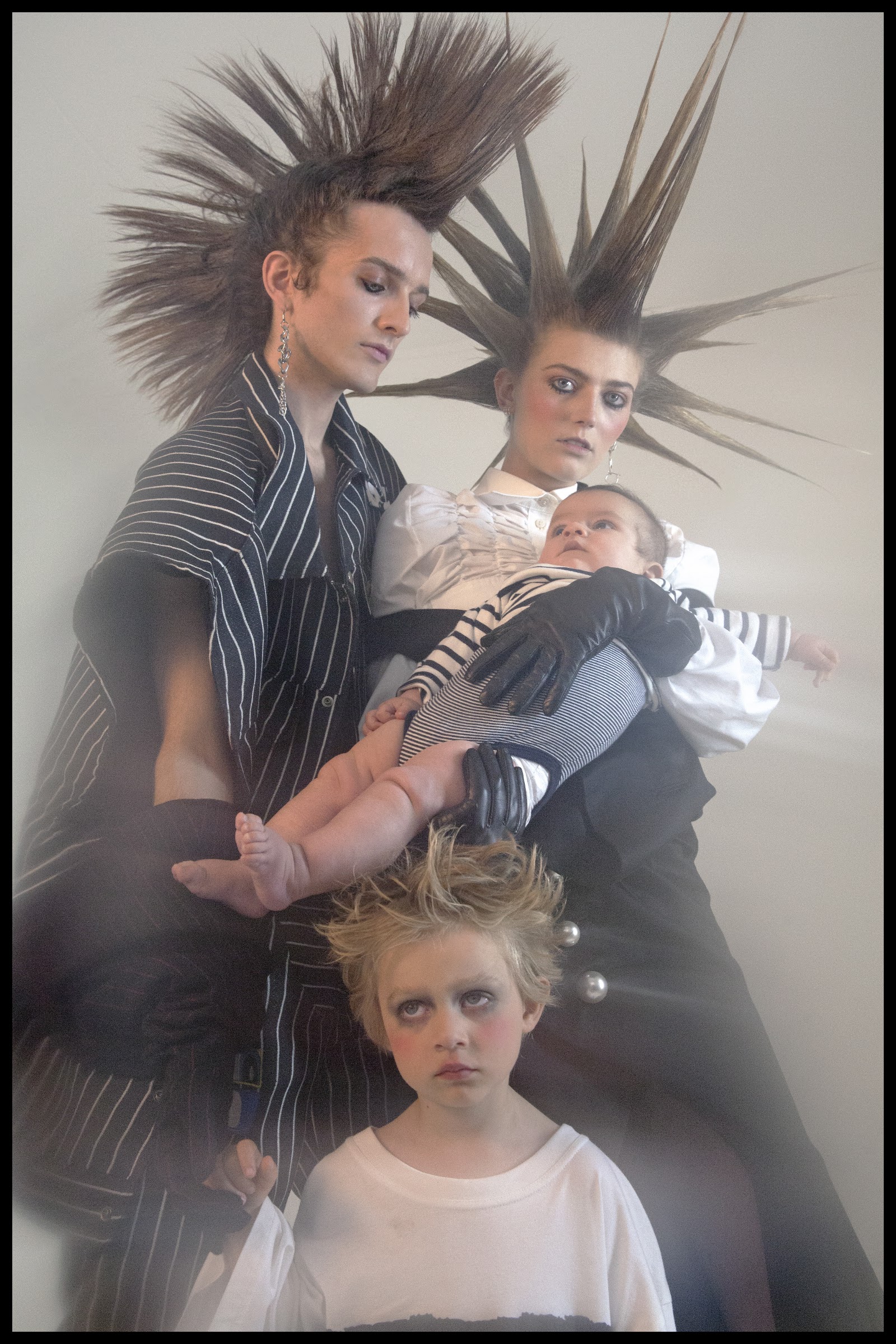 FAMILY PUNK — Look 4