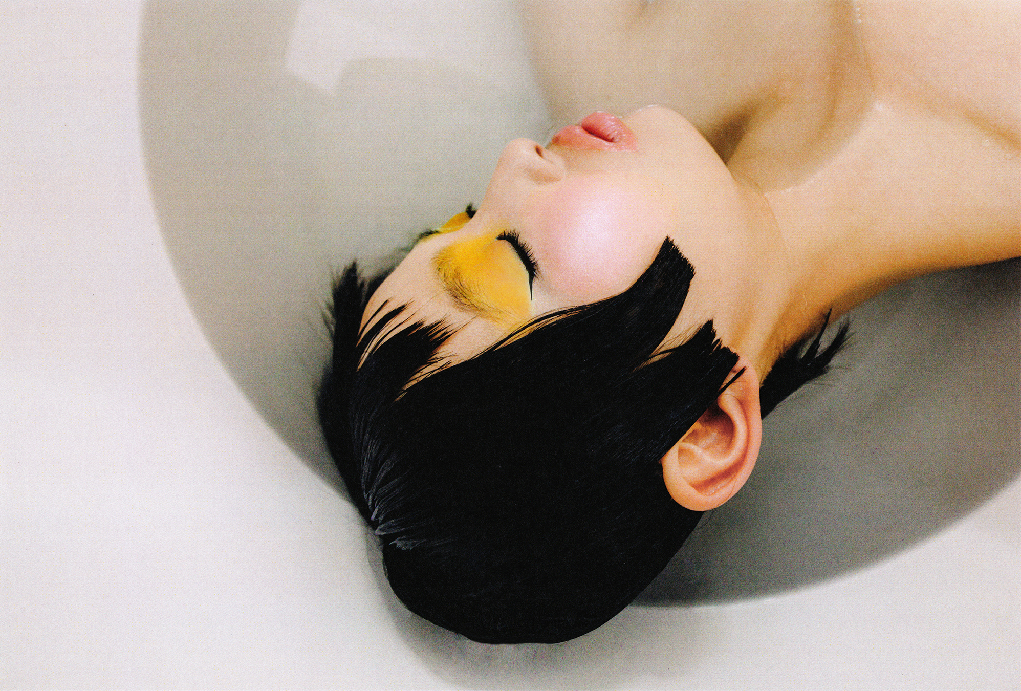 BATHTUB PARADIGM — Look 4