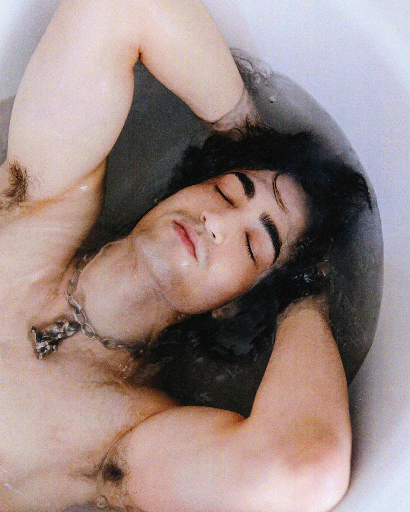 BATHTUB PARADIGM — Look 12