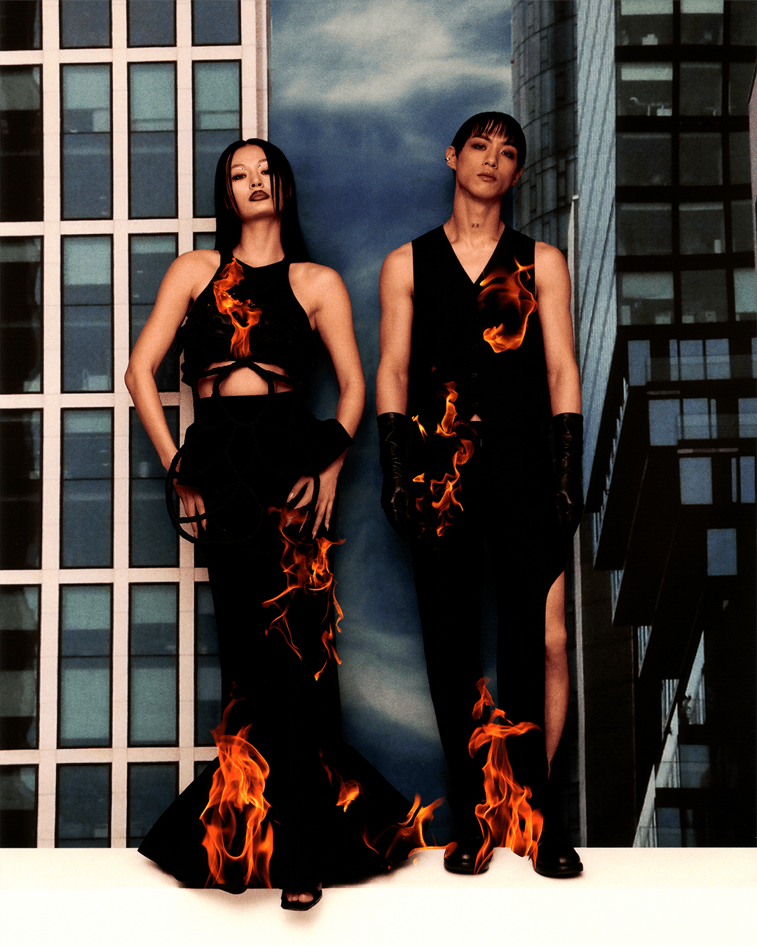 Burn out of control — Look 4