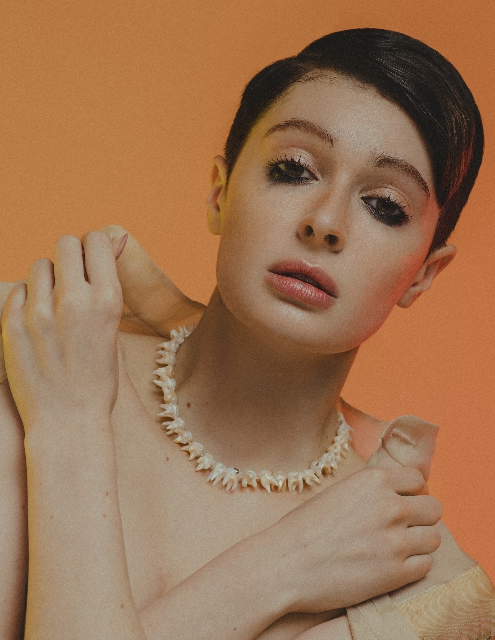 KEYS TO THE CHASTITY BELT — Look 10