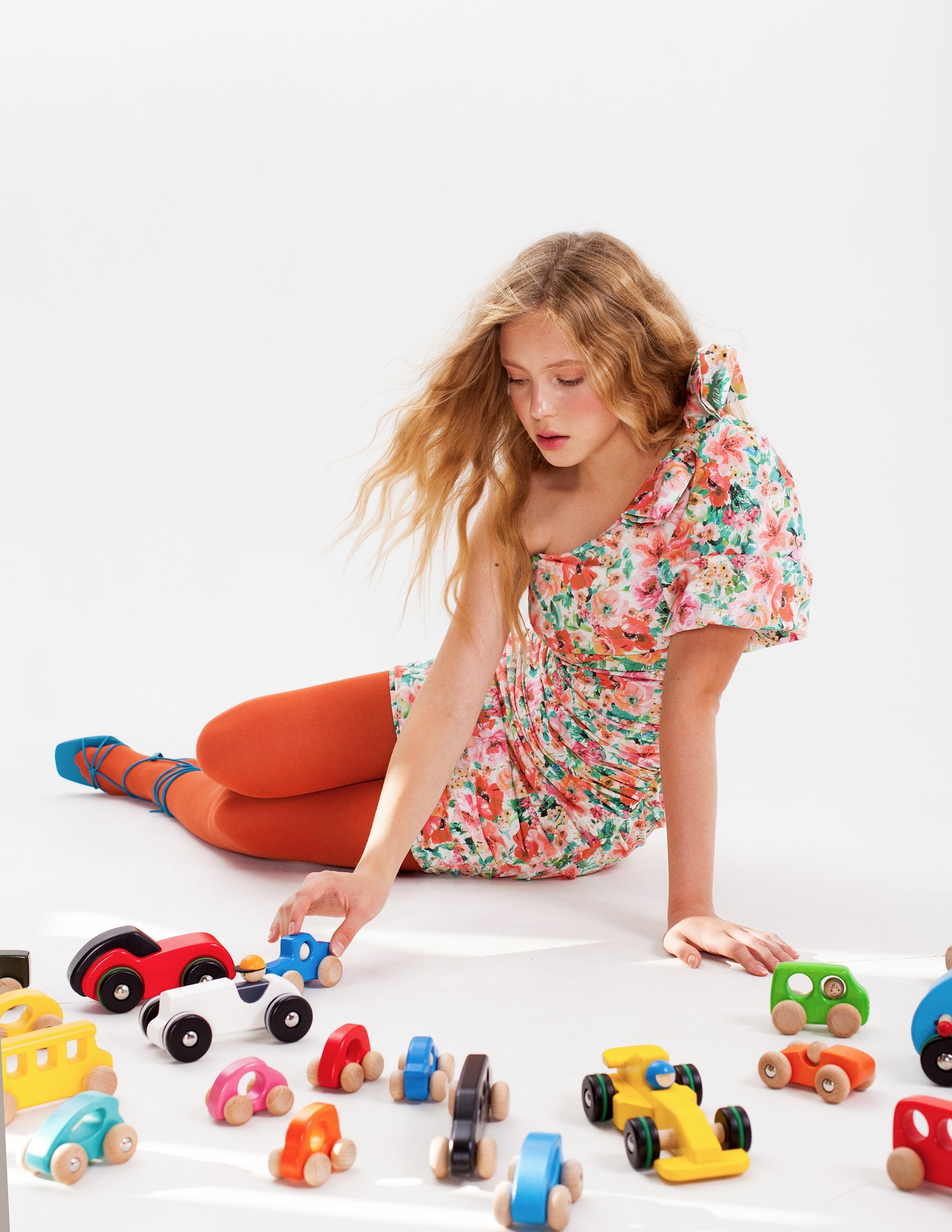 PLAY WITH ME — Look 4