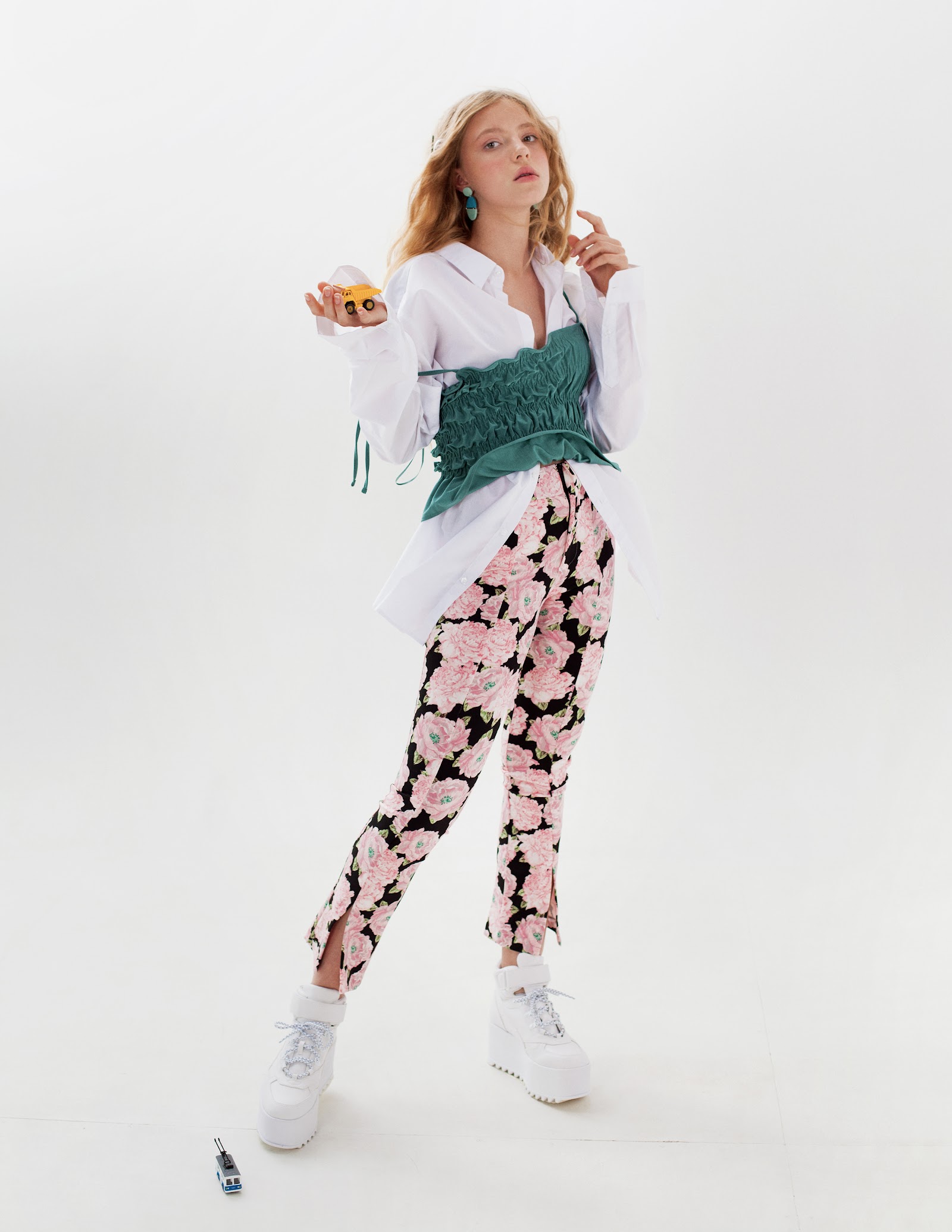 PLAY WITH ME — Look 11