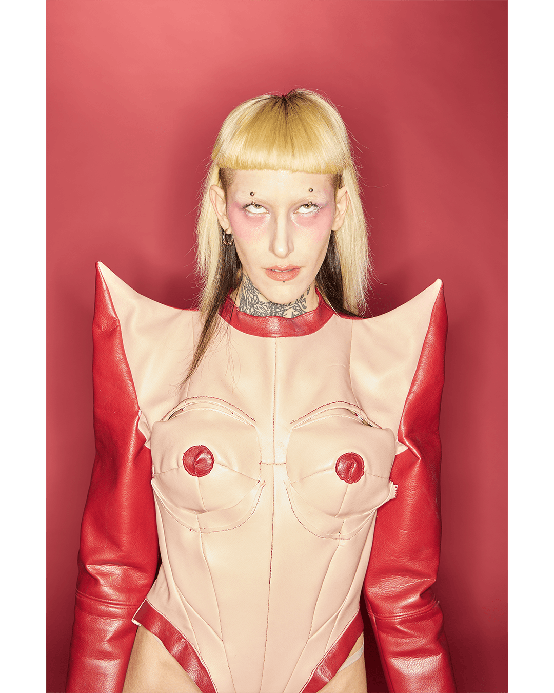 IN SALLY’S PLAYGROUND — Look 11