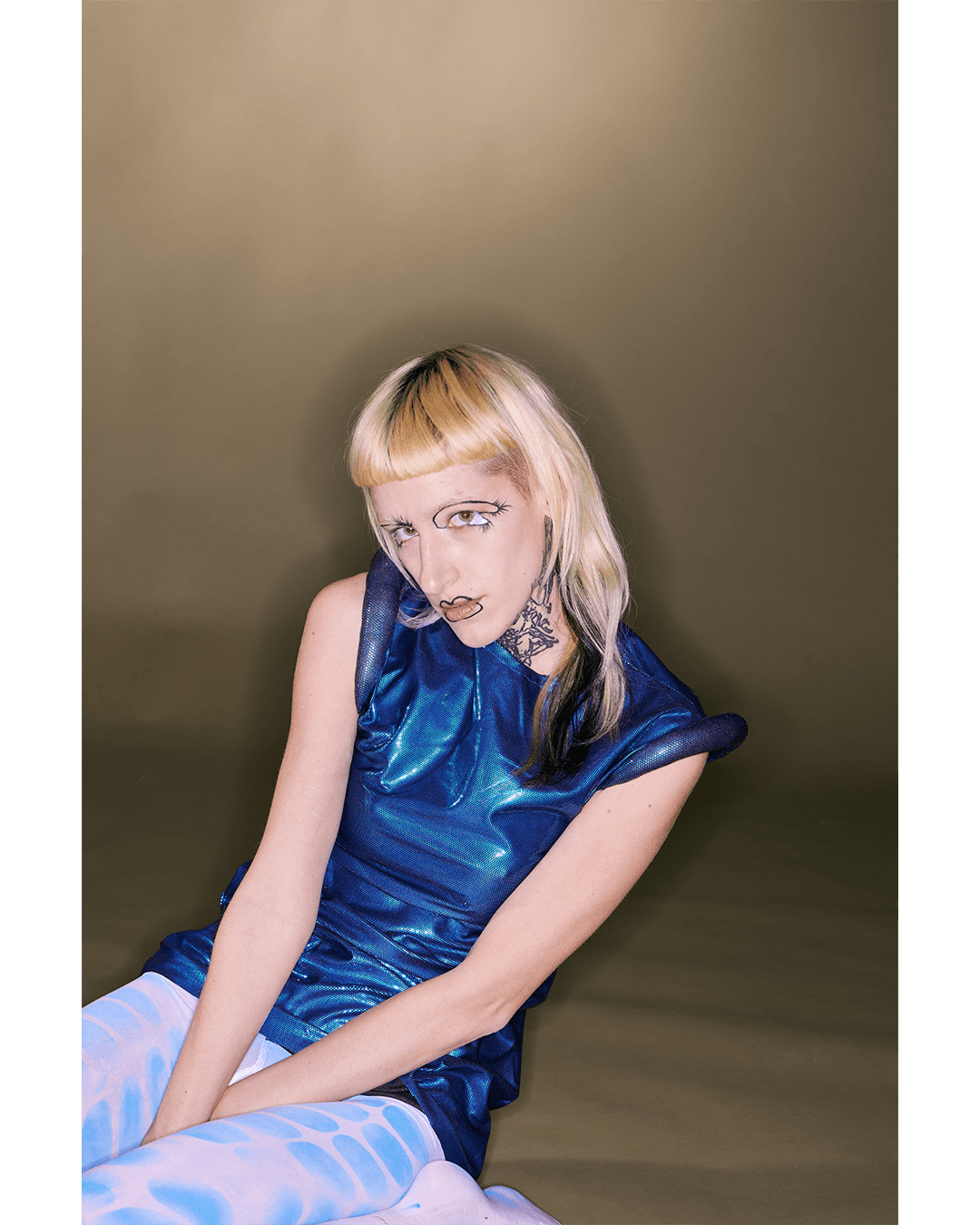 IN SALLY’S PLAYGROUND — Look 12