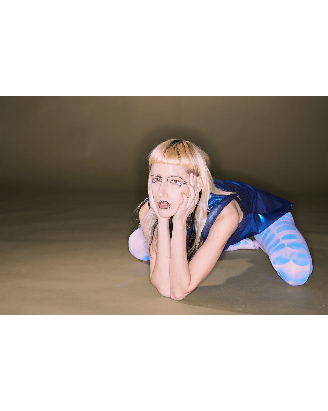 IN SALLY’S PLAYGROUND — Look 13