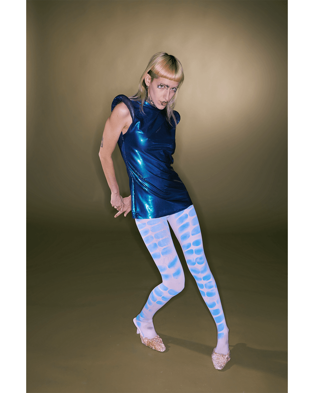 IN SALLY’S PLAYGROUND — Look 14
