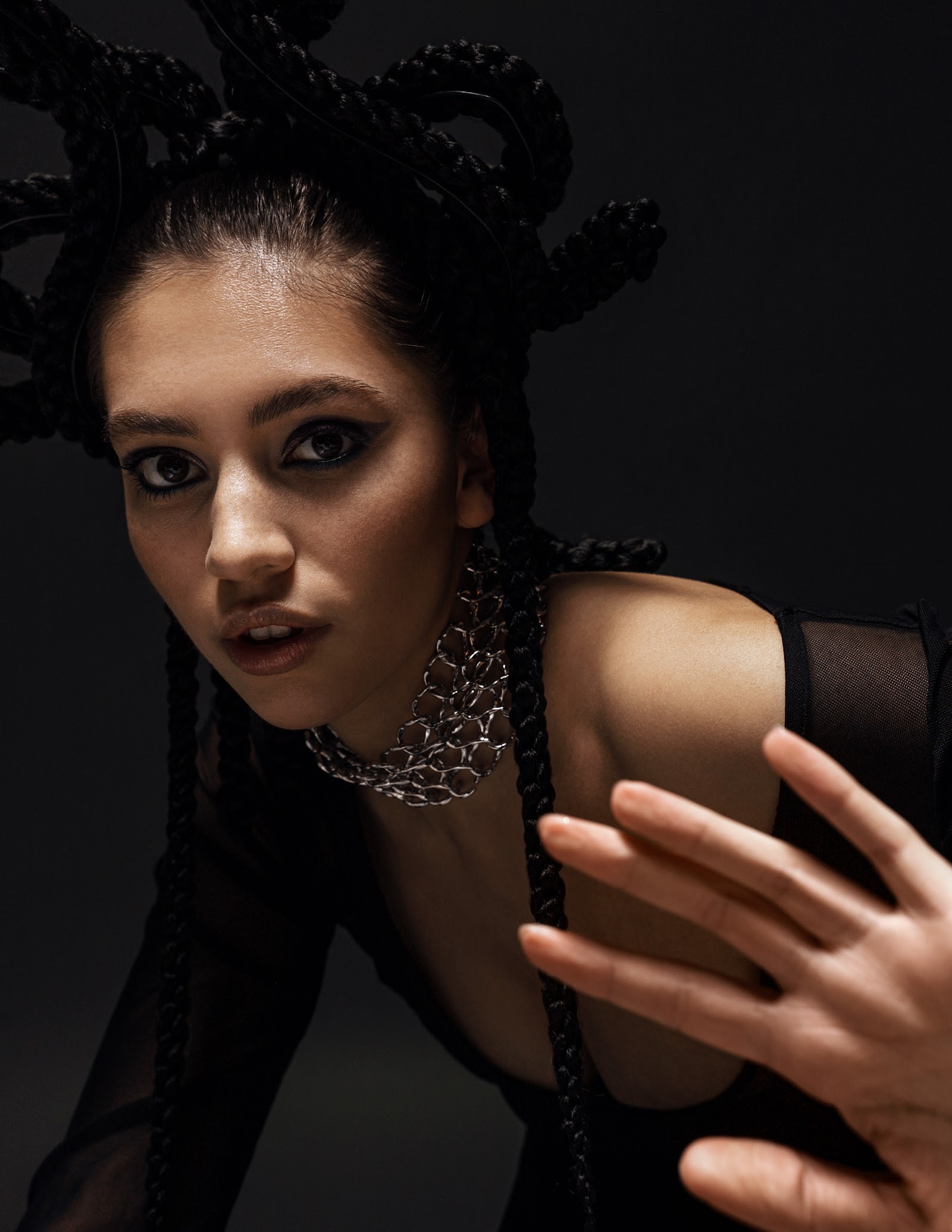 HAUTE COIFFURE — Look 5