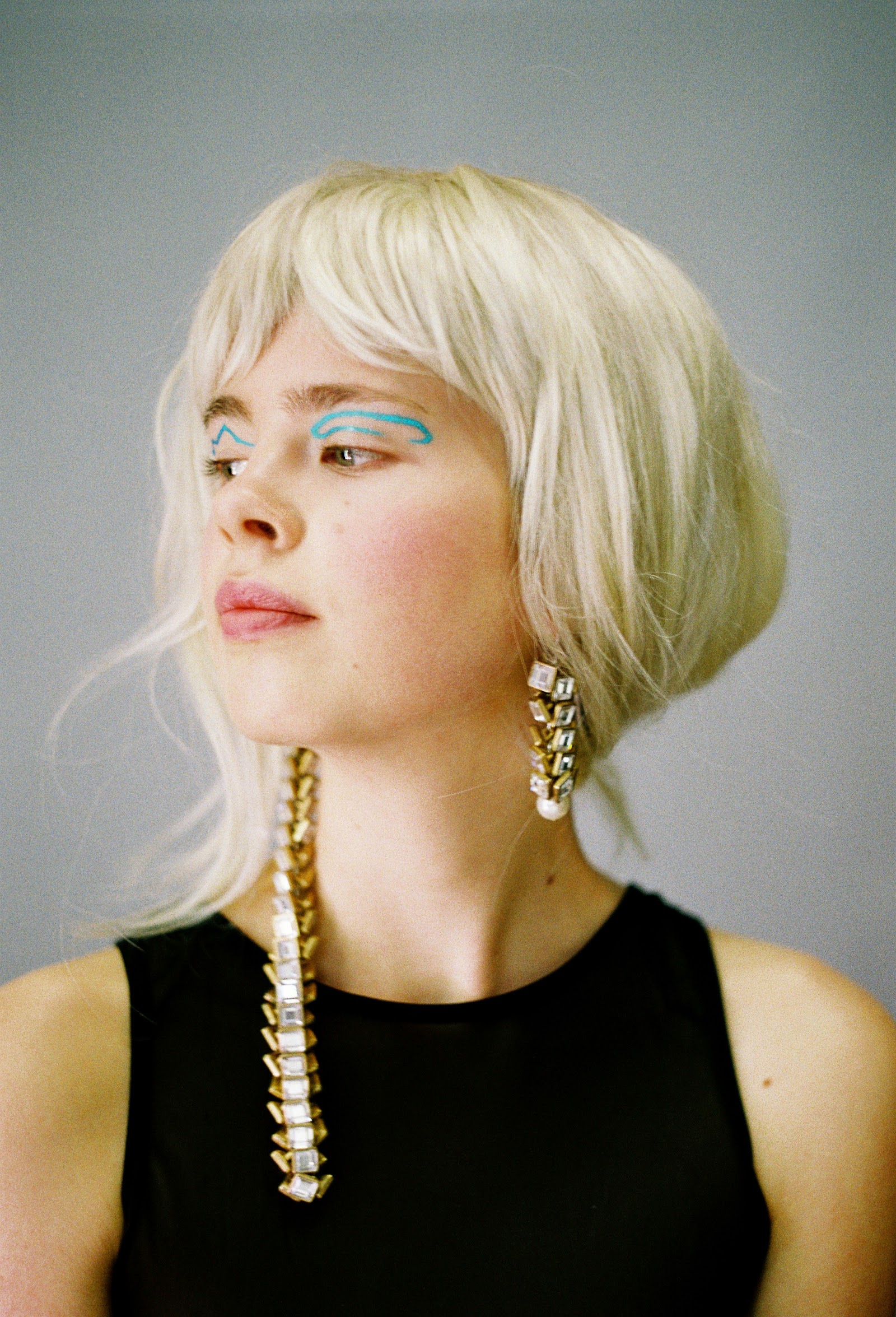 DIE BERLINERIN — Look 19