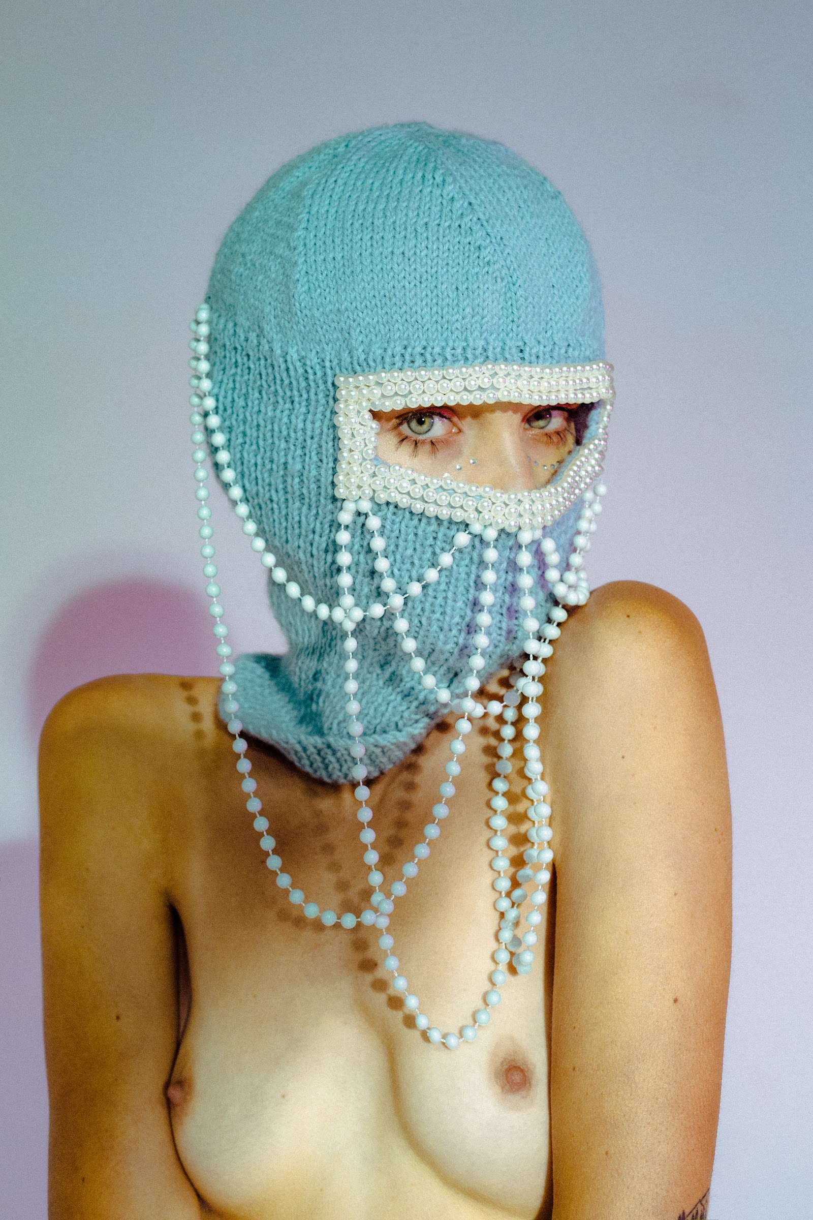 HEART OF GLASS — Look 13
