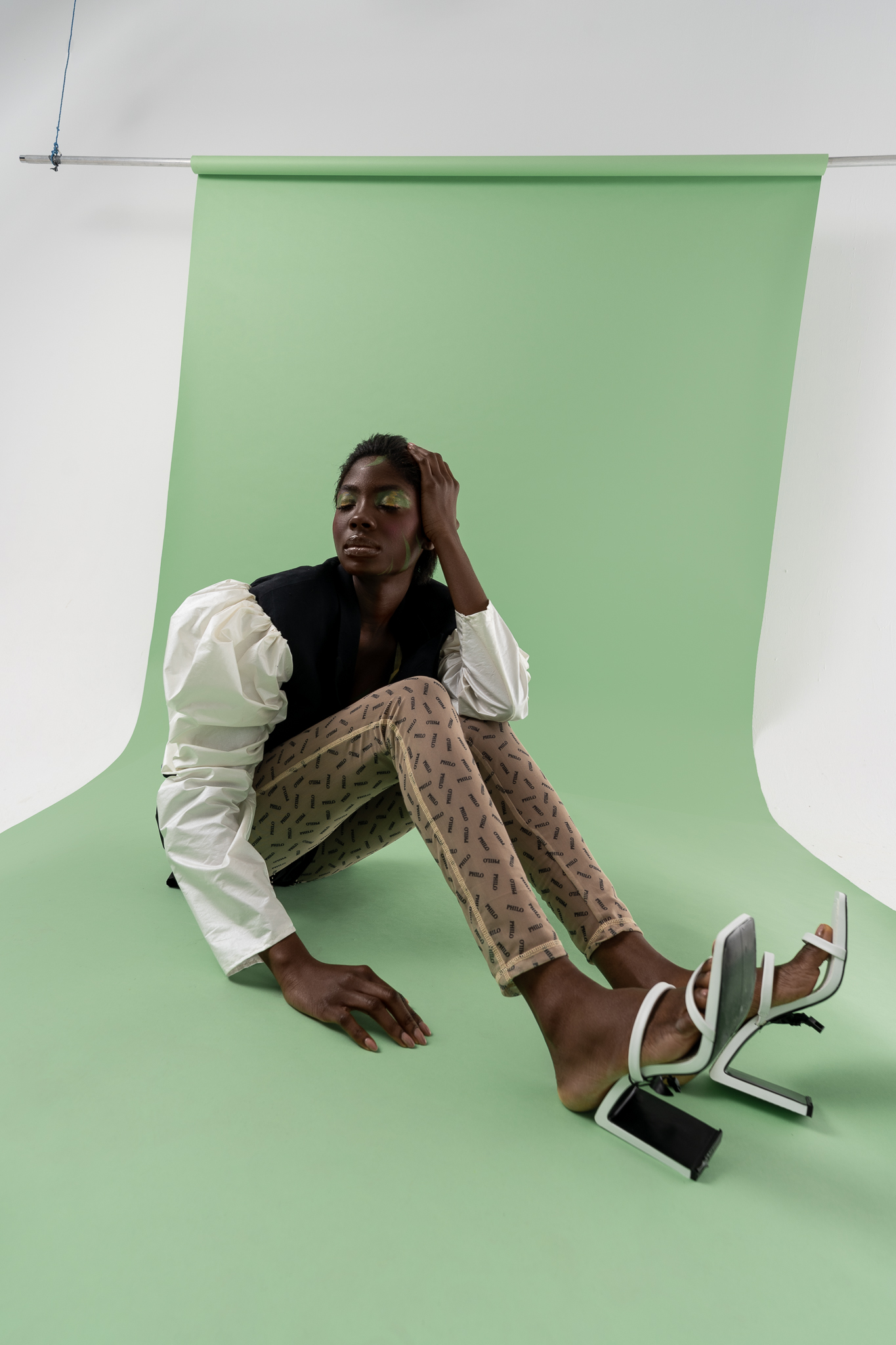 BOLD MOVE — Look 6