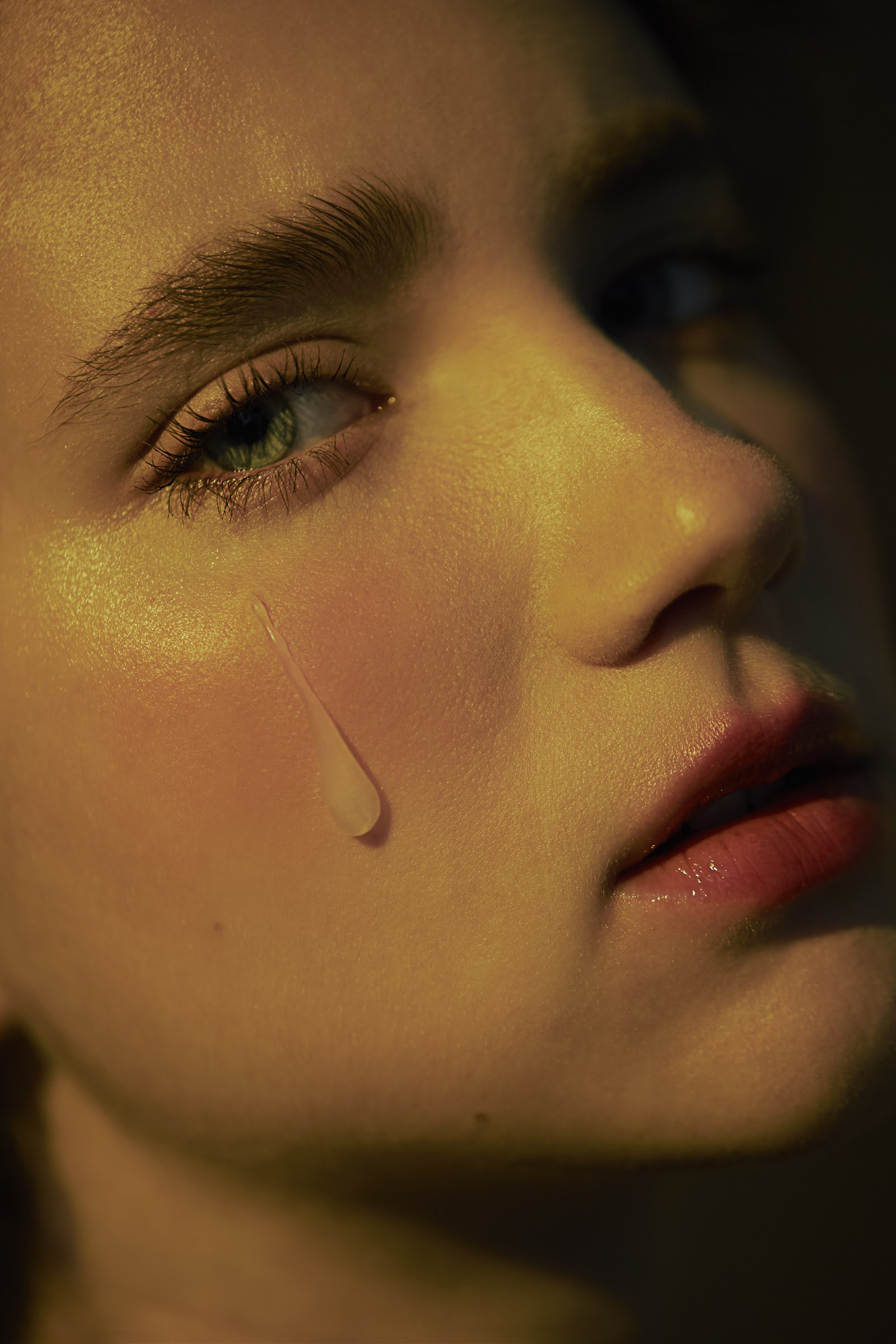 THREAD OF GRIEF — Look 1