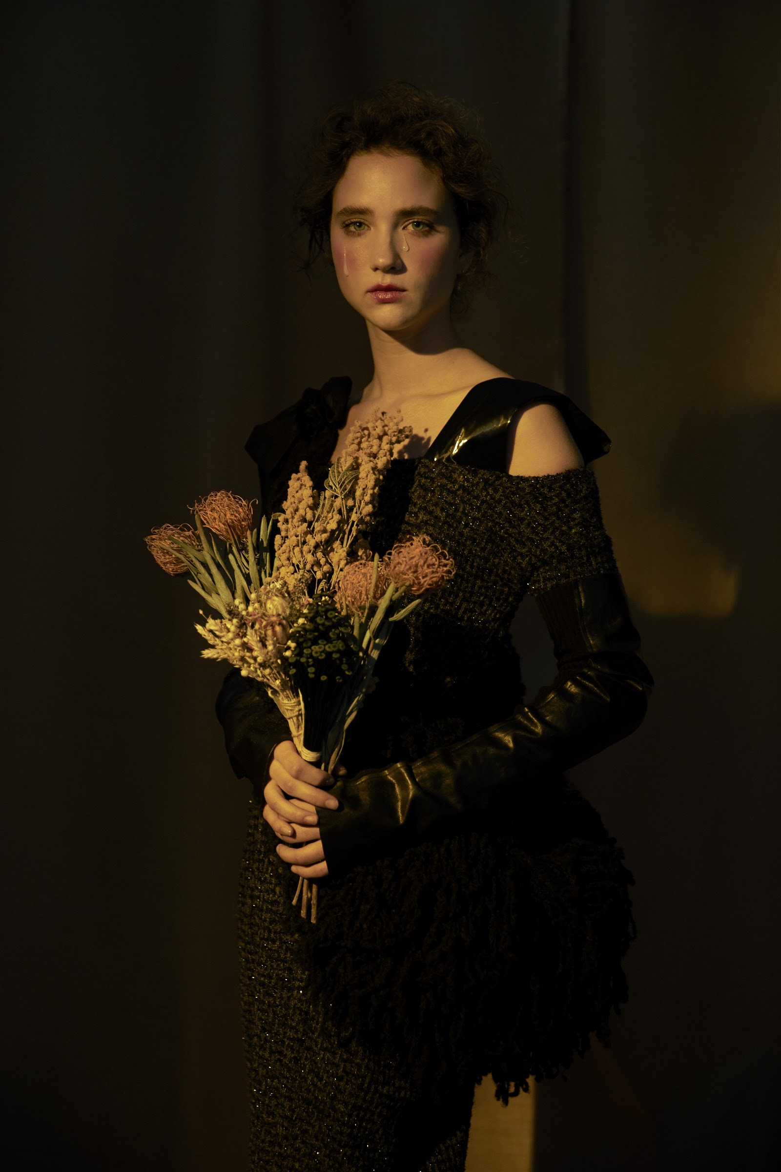 THREAD OF GRIEF — Look 3