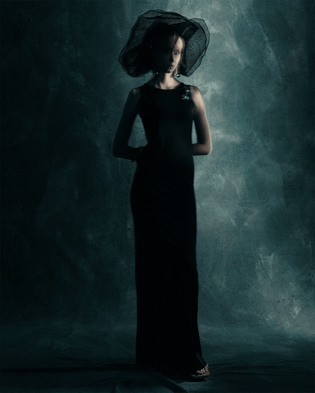 Eclipse of light — Look 4