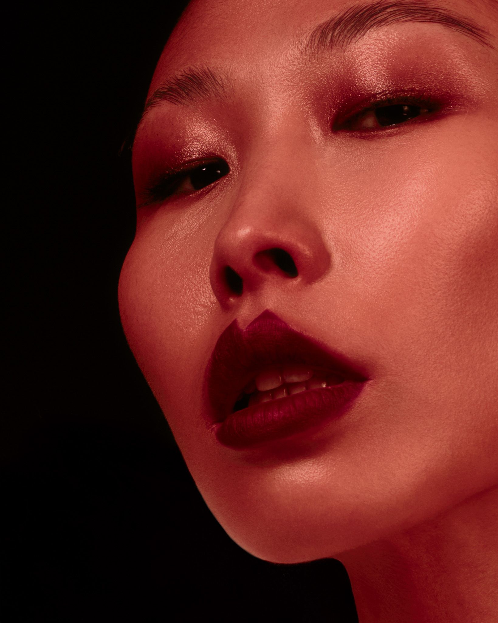 A Notorious Place — Look 9