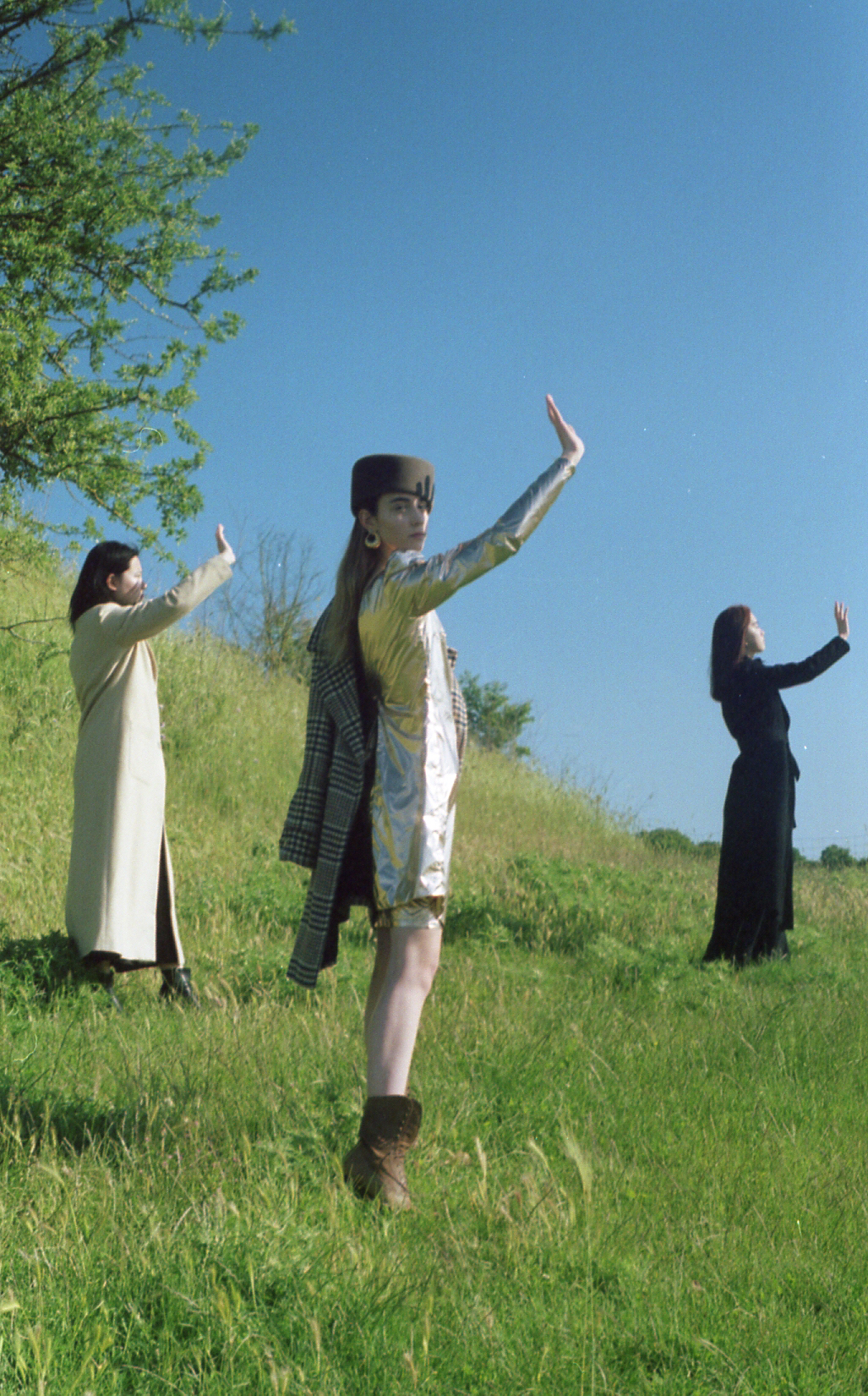 WILD GARDEN — Look 6