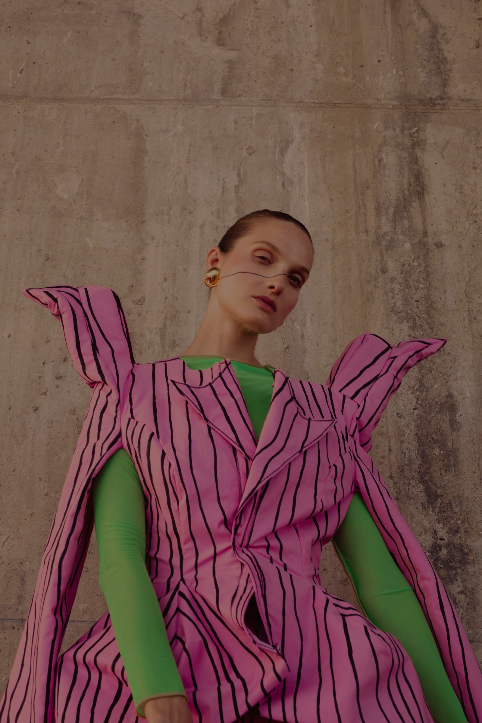 SIMULTANEOUS VISIONS — Look 2