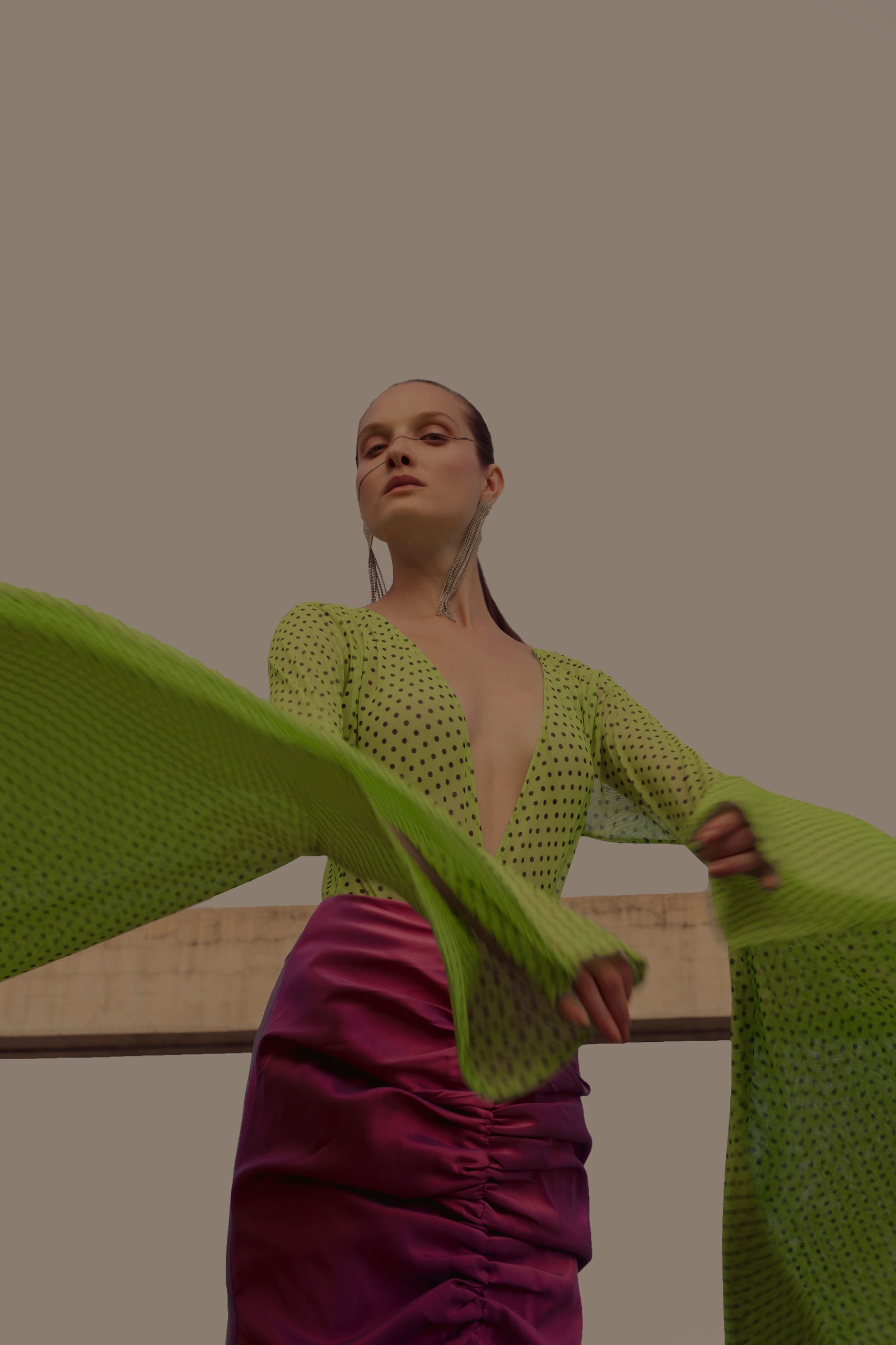 SIMULTANEOUS VISIONS — Look 7