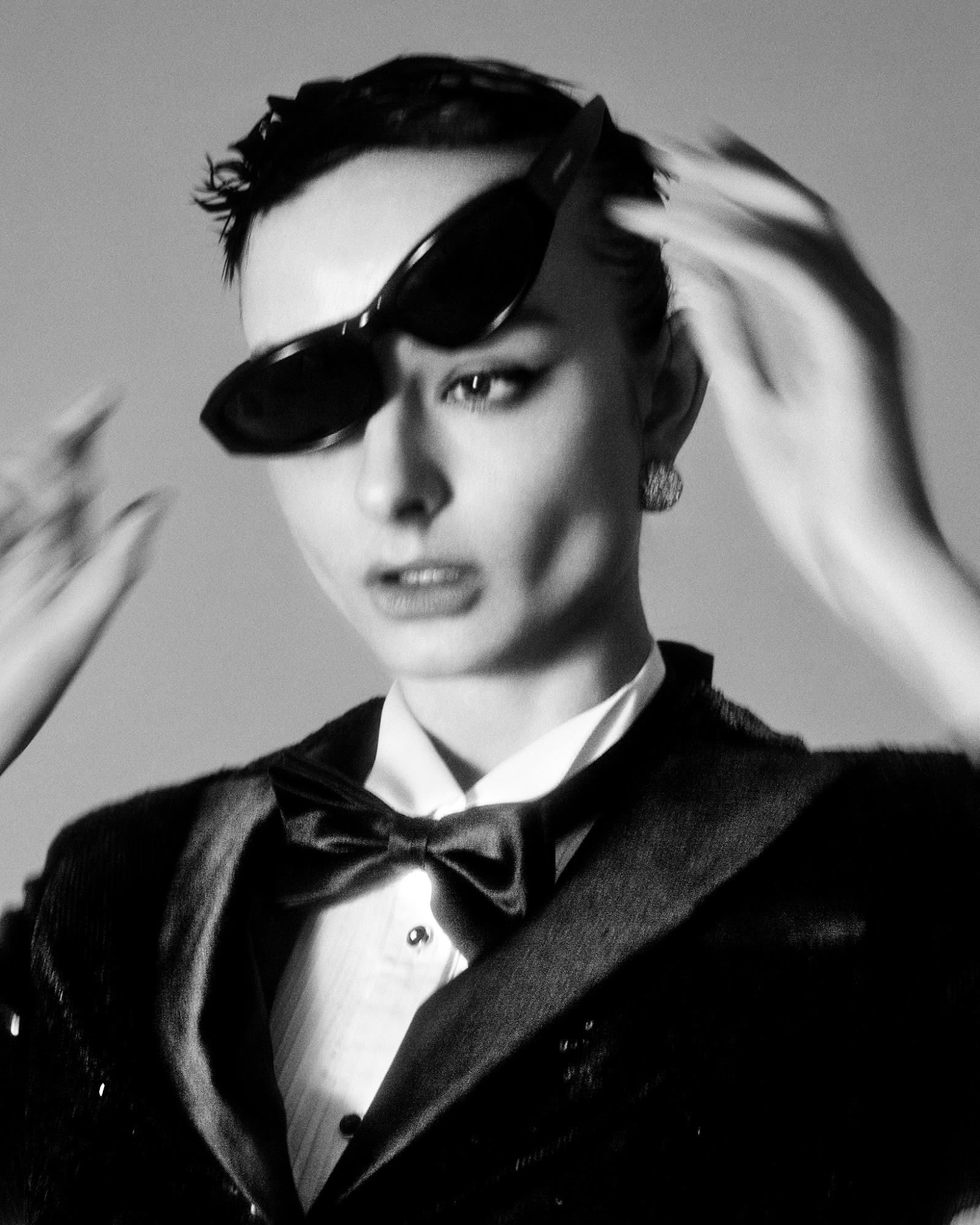 THE MANY FACES OF ALICE — Look 14