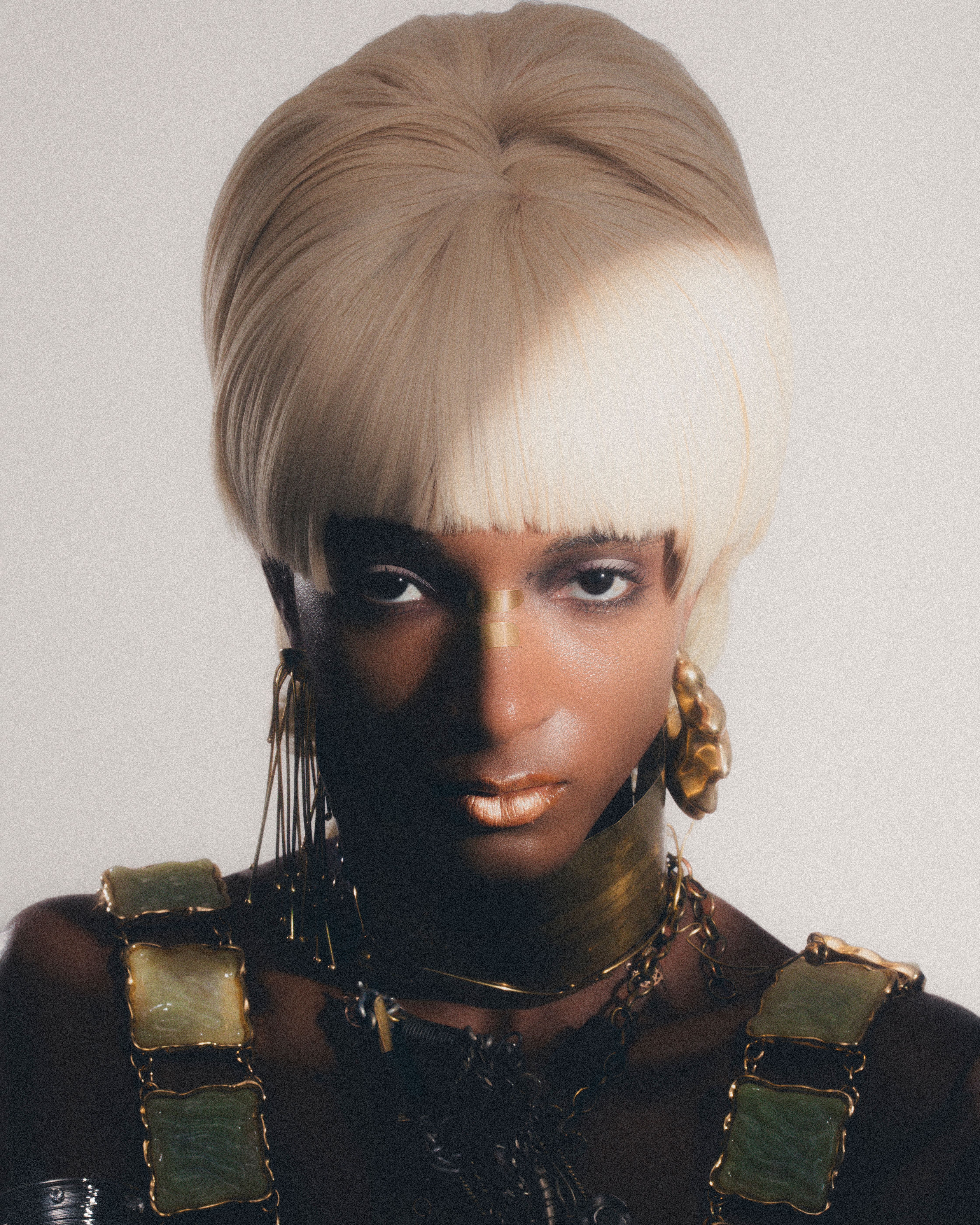 The March — Look 10