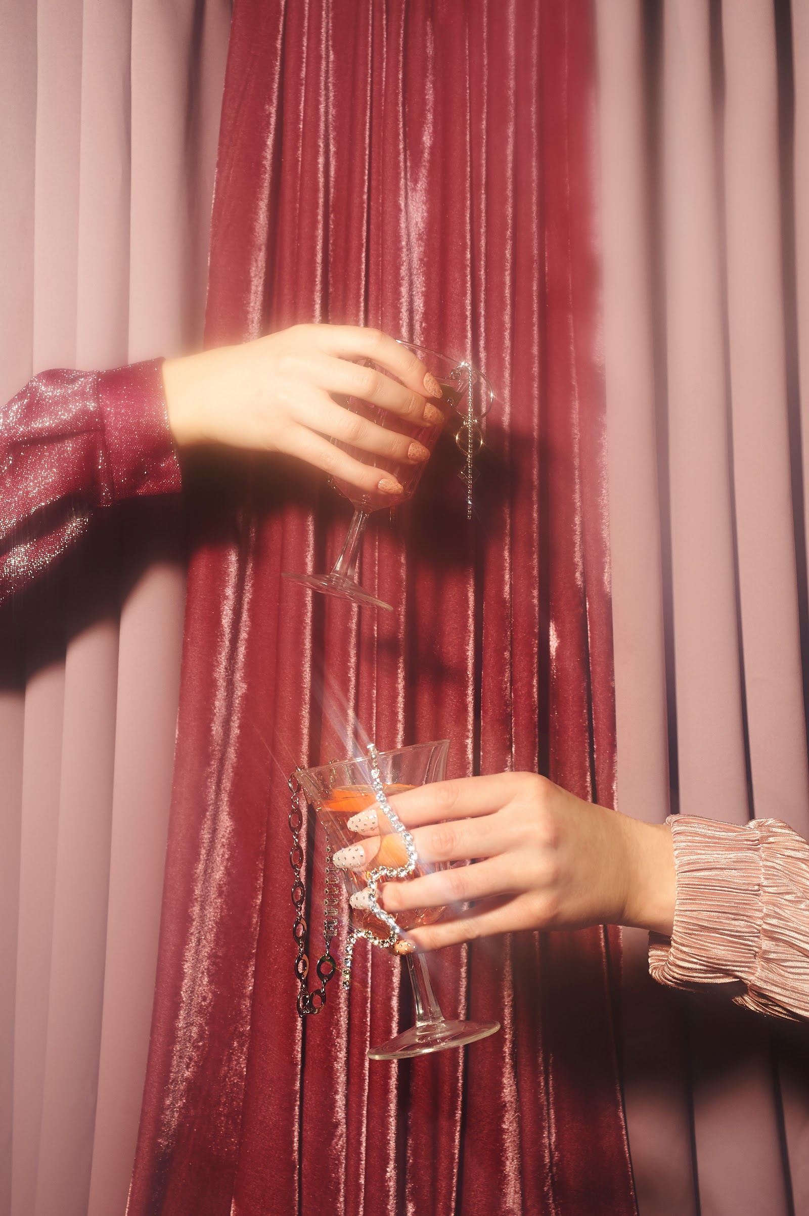 EAT, PRAY, SHINE — Look 4