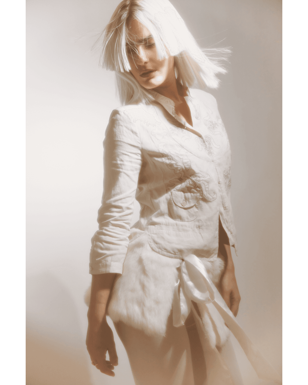 The Beauty of The Swan — Look 3