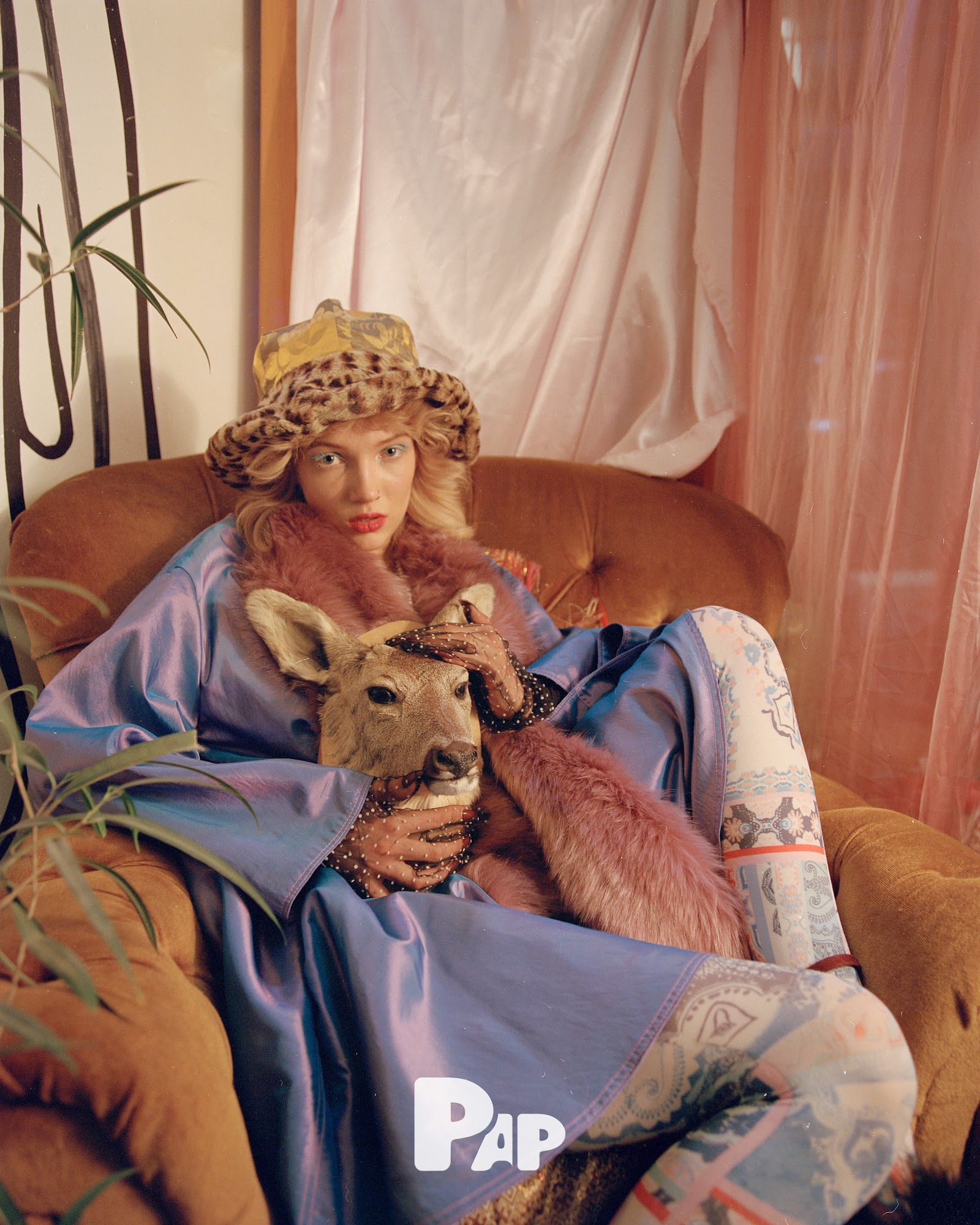DARE TO DREAM — Look 2