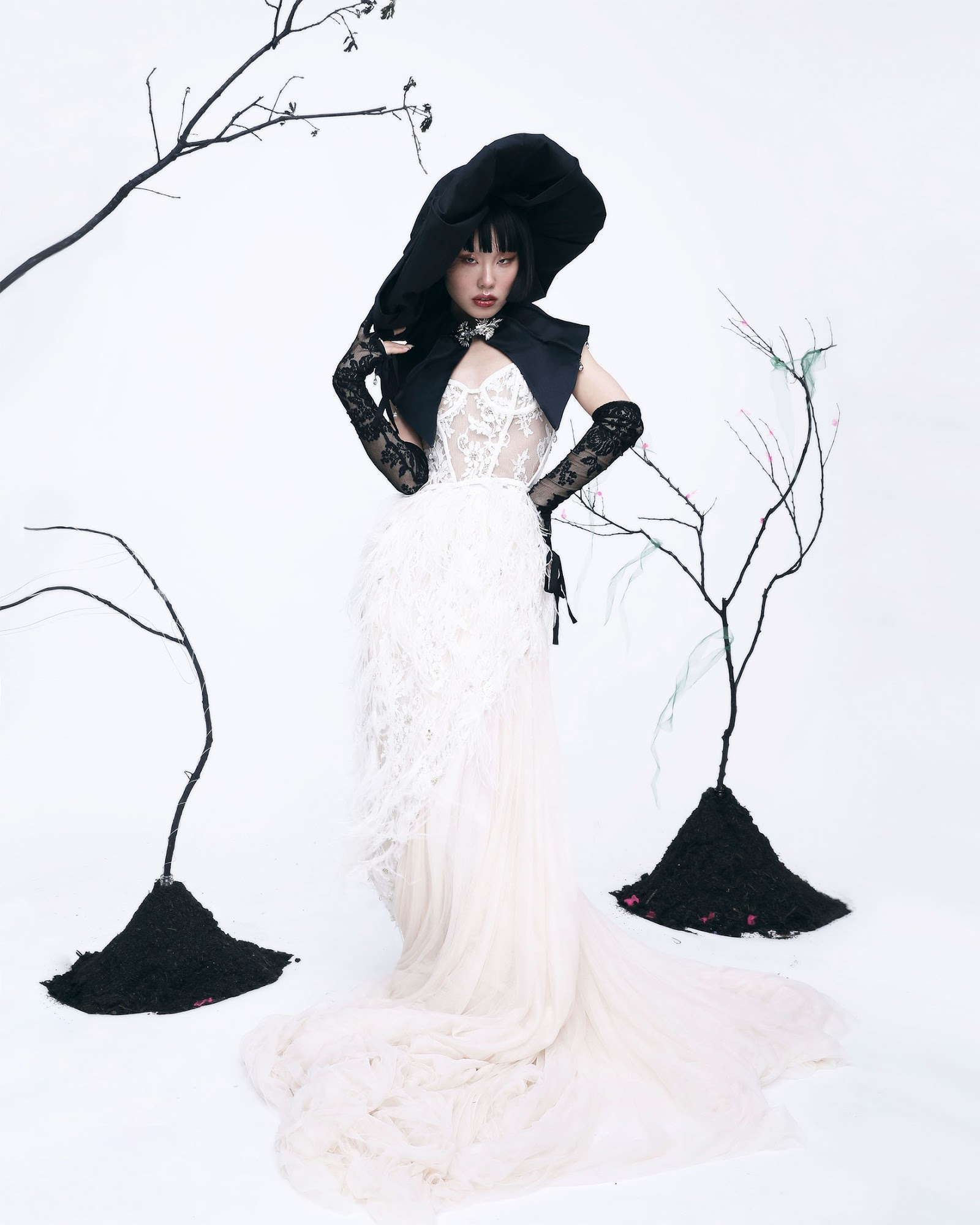 IN MY EDEN — Look 7