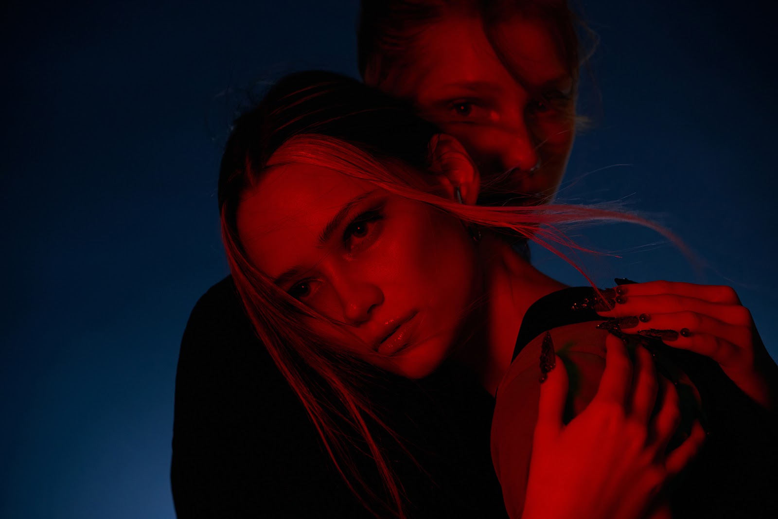 DUSK TILL DAWN — Look 8
