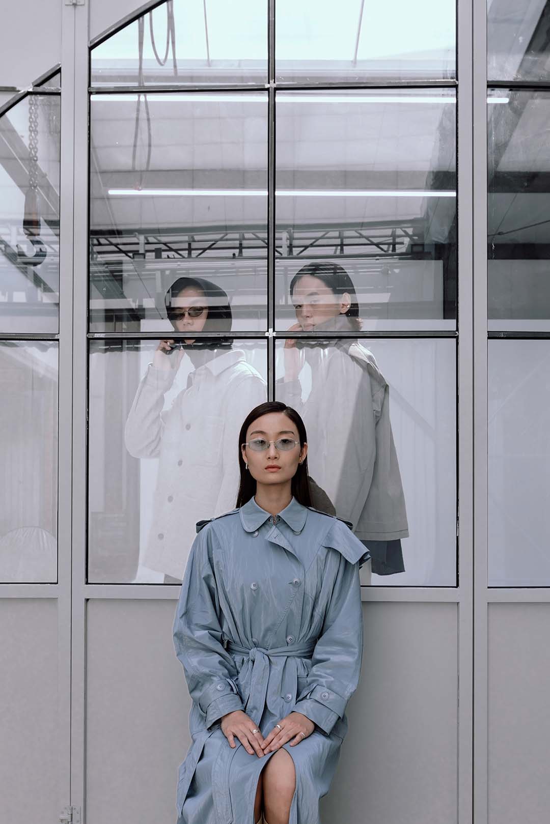 DISTANT SOCIETY — Look 7