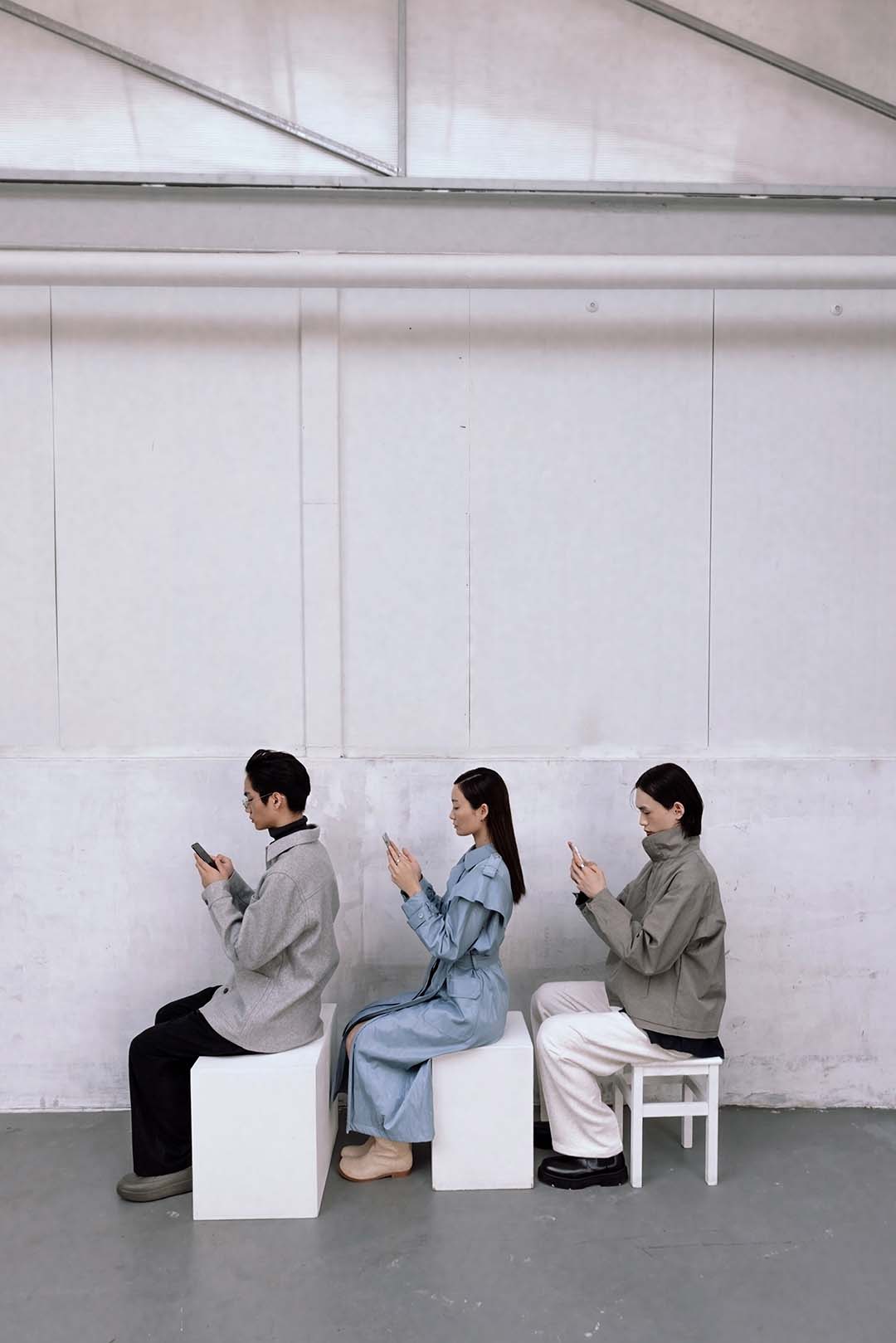 DISTANT SOCIETY — Look 9