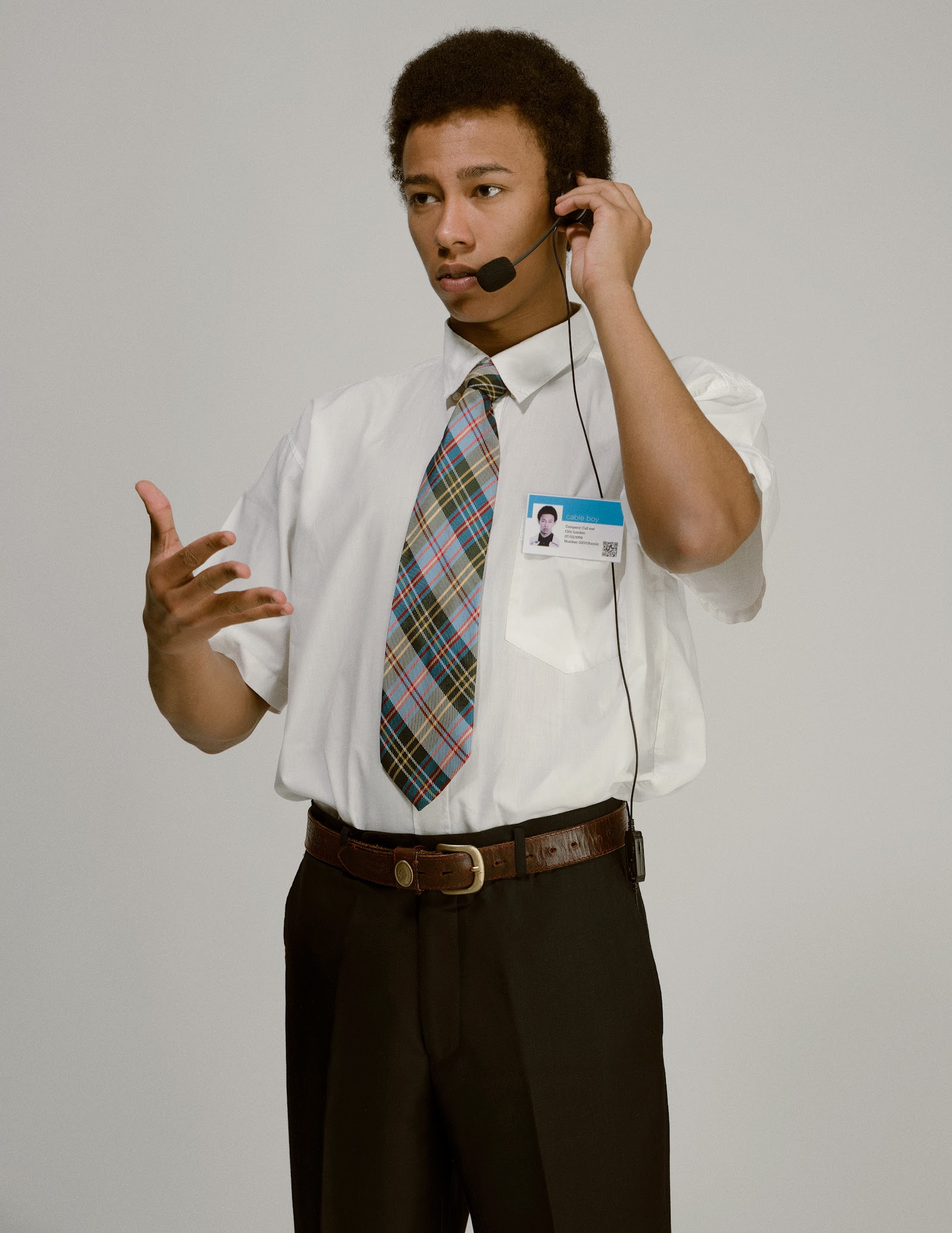 GOOD MORNING… HOW CAN I HELP YOU? — Look 3