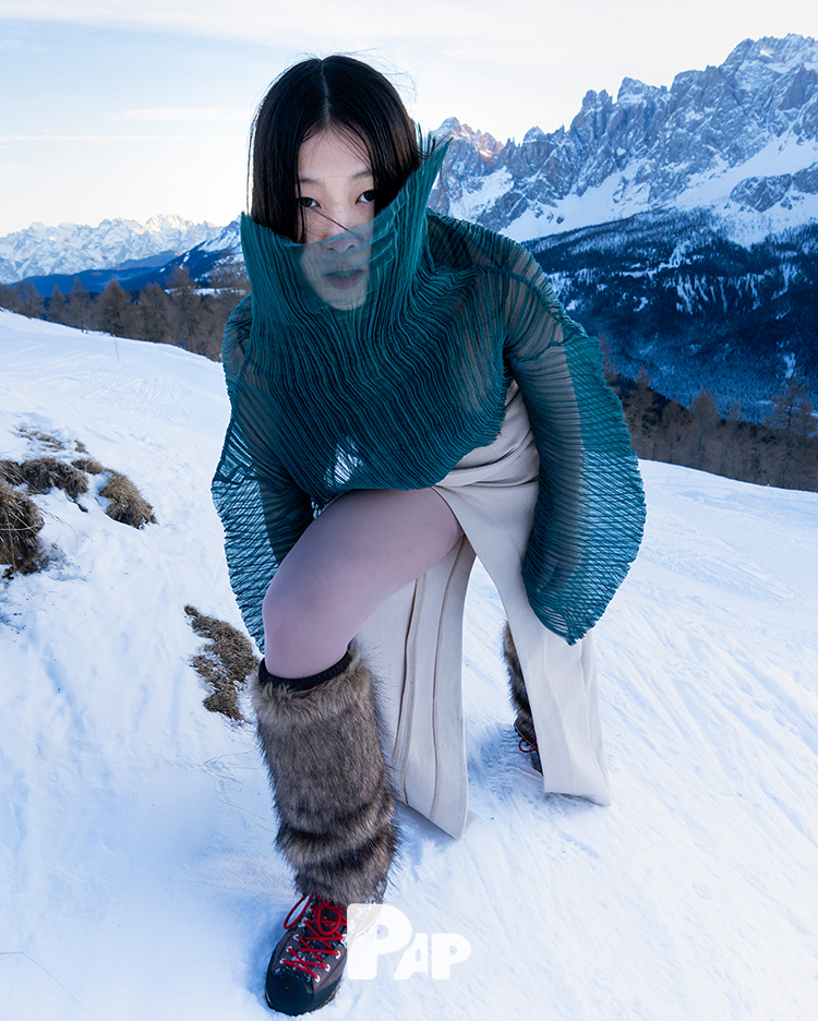 UNCONVENTIONAL FREEZE — Look 10