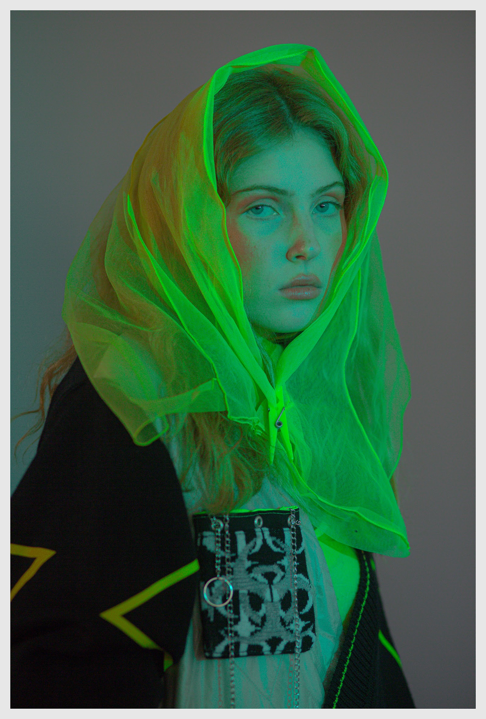 FOMOPHOBIA — Look 9
