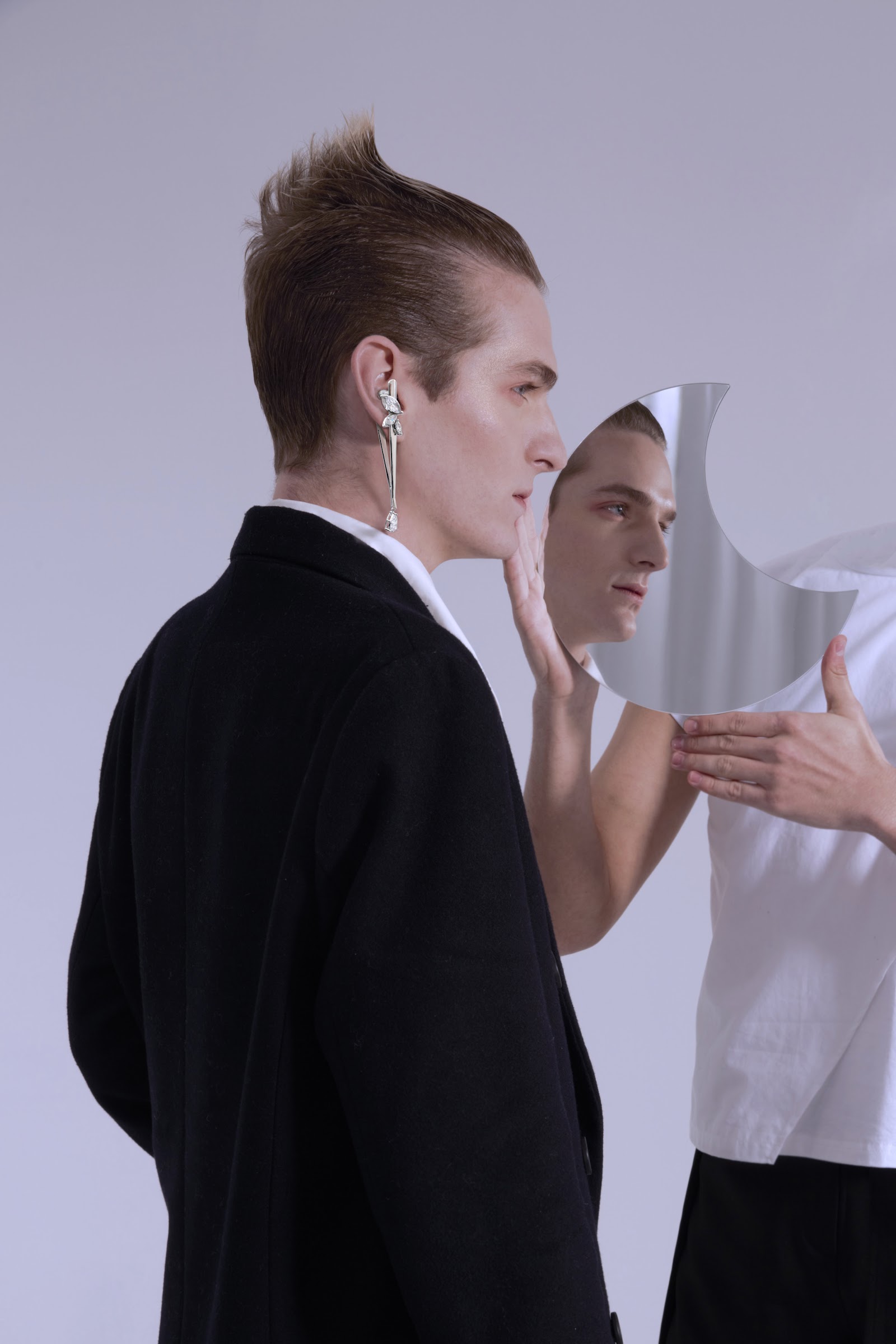 MIRRORLAND — Look 8