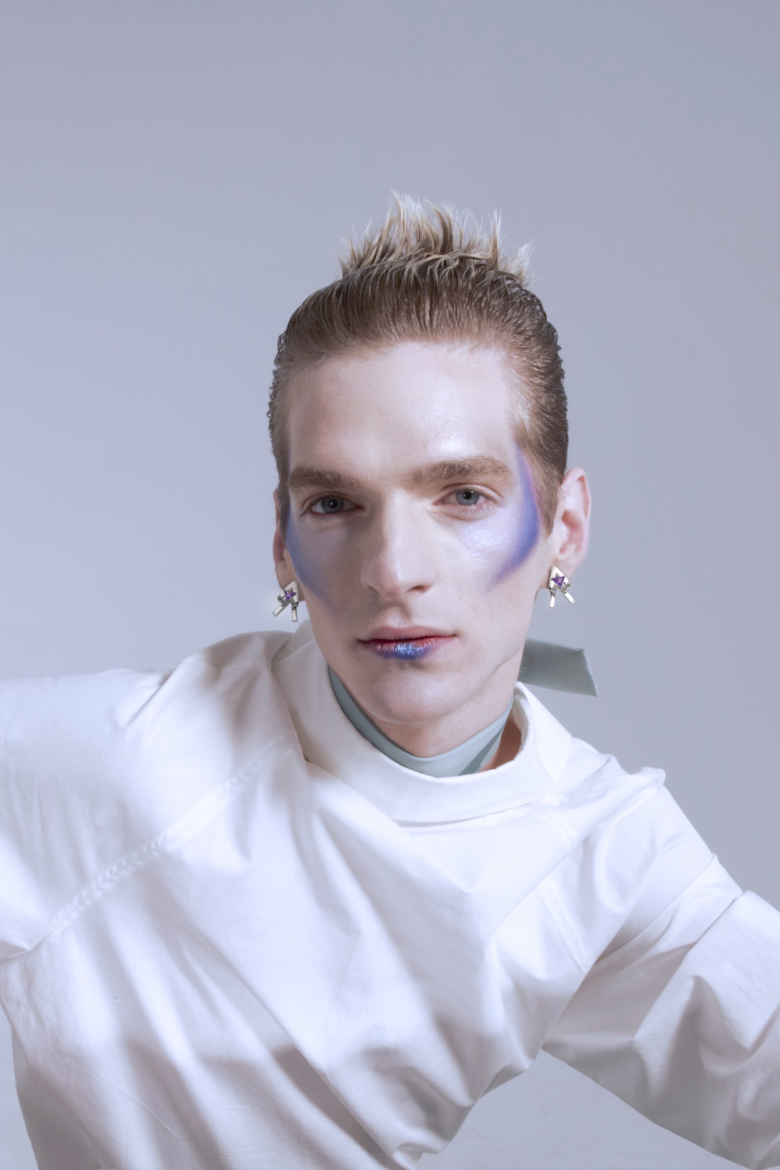 MIRRORLAND — Look 11