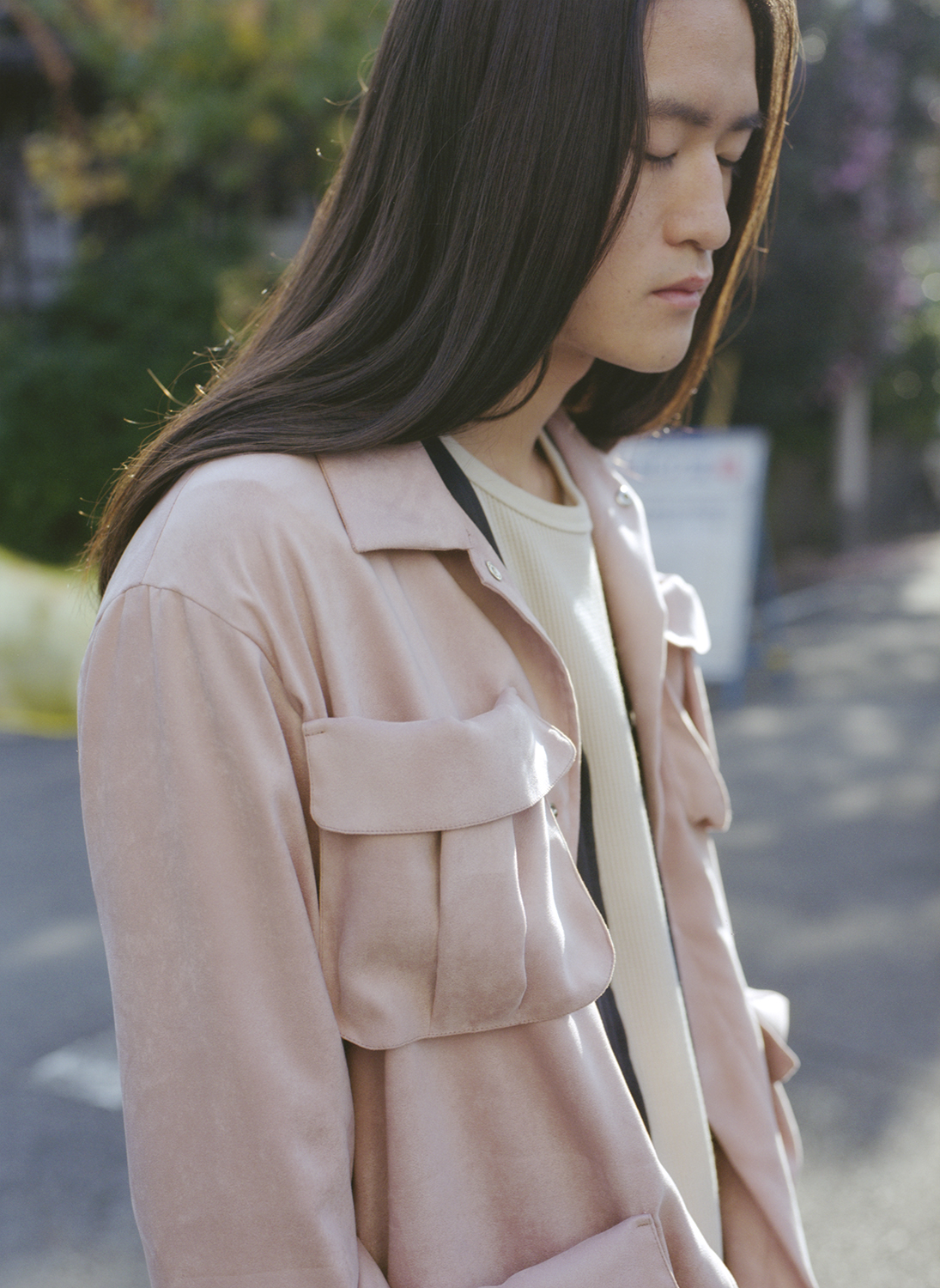LAID BACK — Look 2