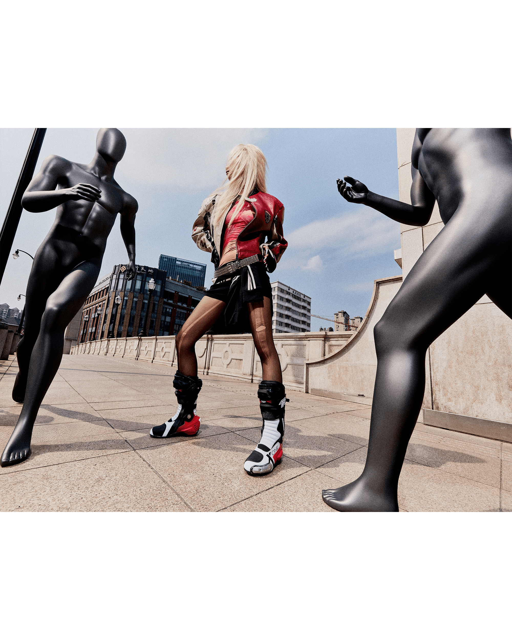 Run — Look 10