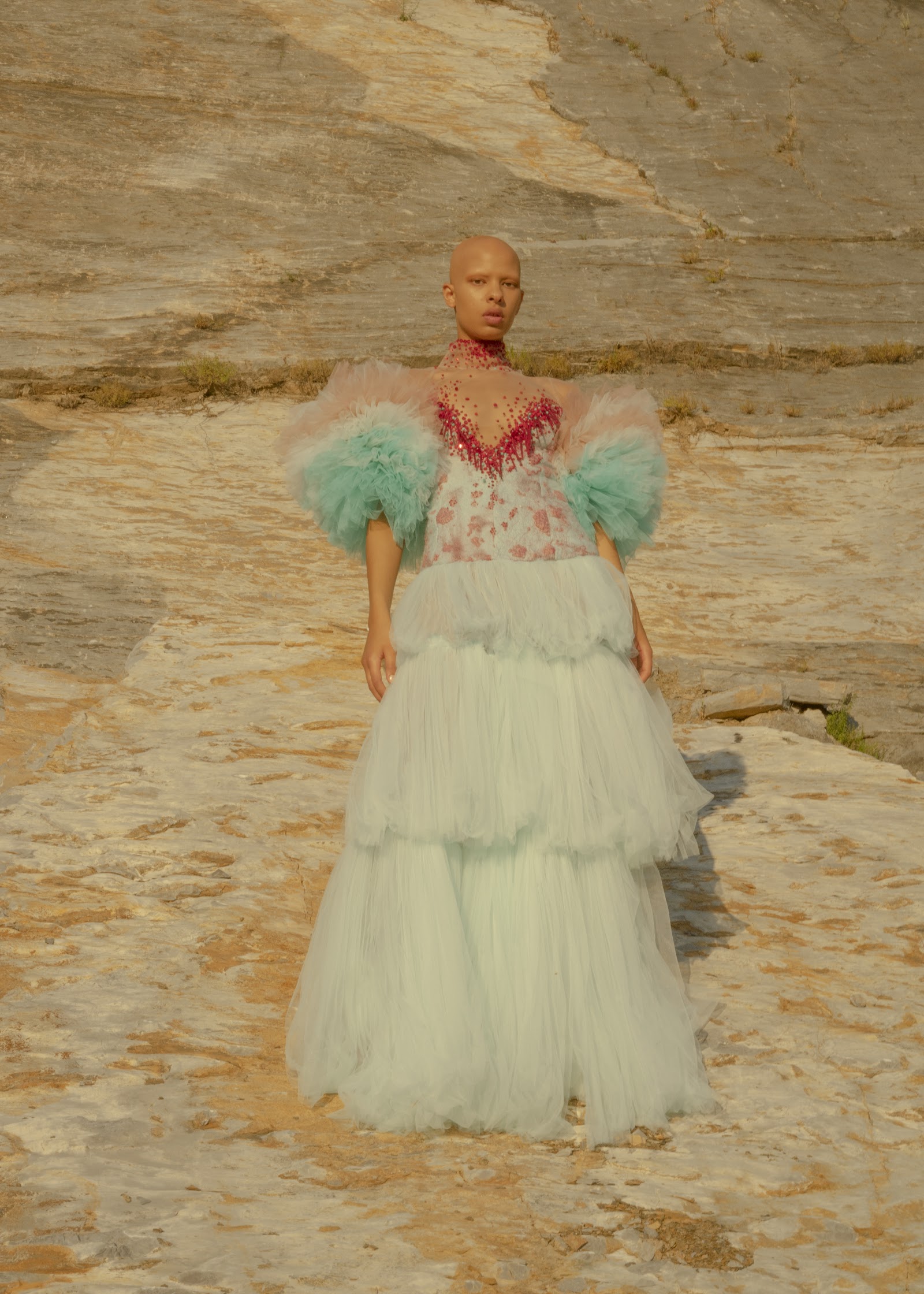 WANDERLUST — Look 10