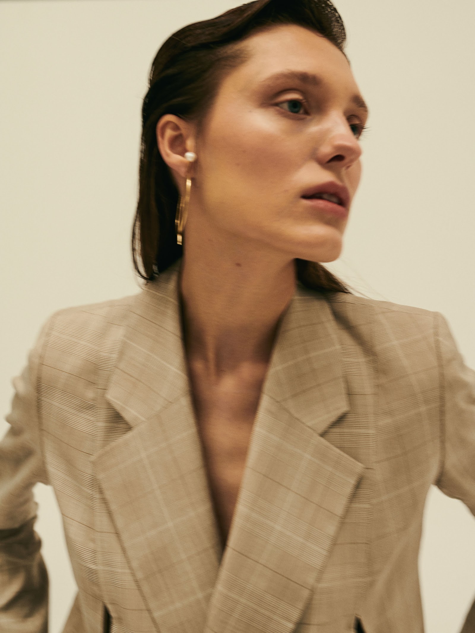 BETWEEN DECISIVE MOMENTS — Look 2