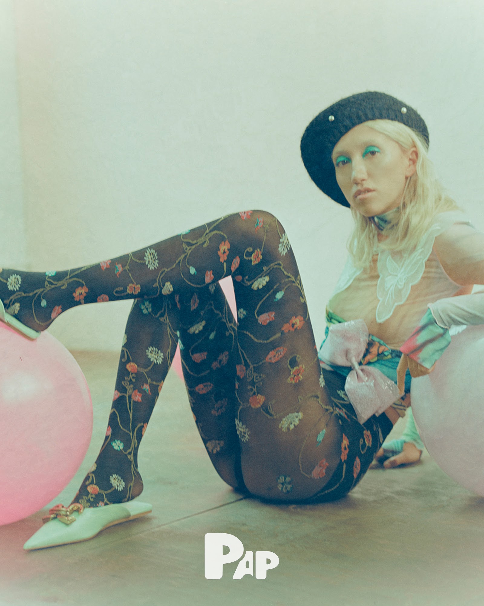 NEON CLASSIC — Look 3