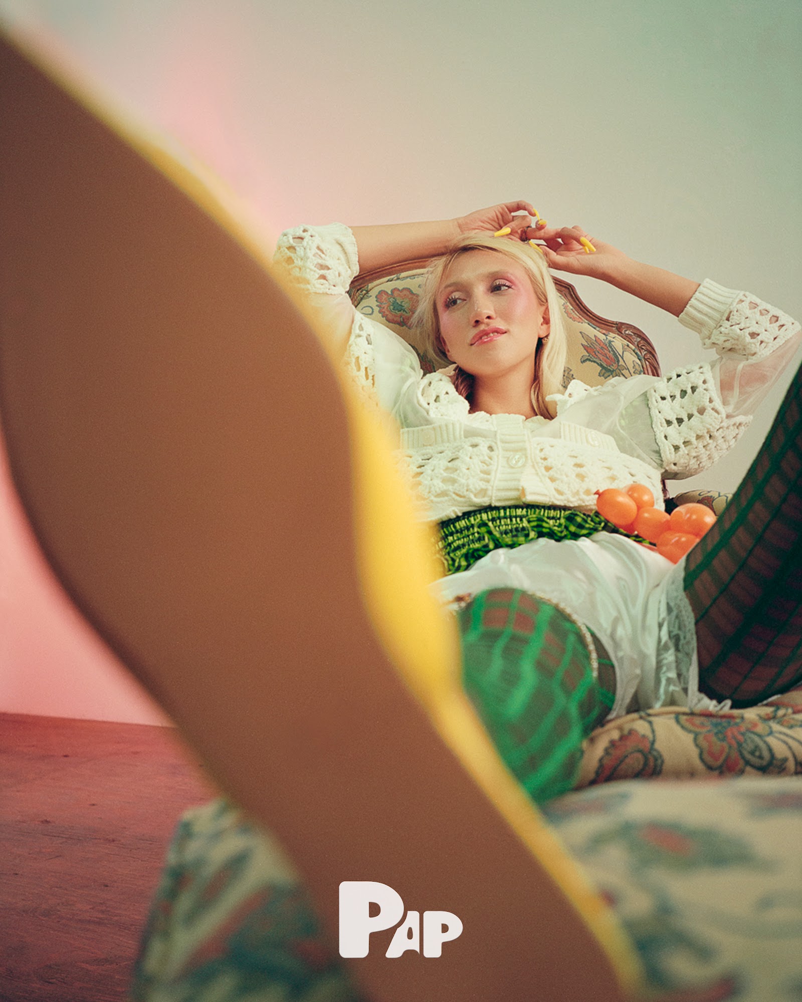 NEON CLASSIC — Look 4