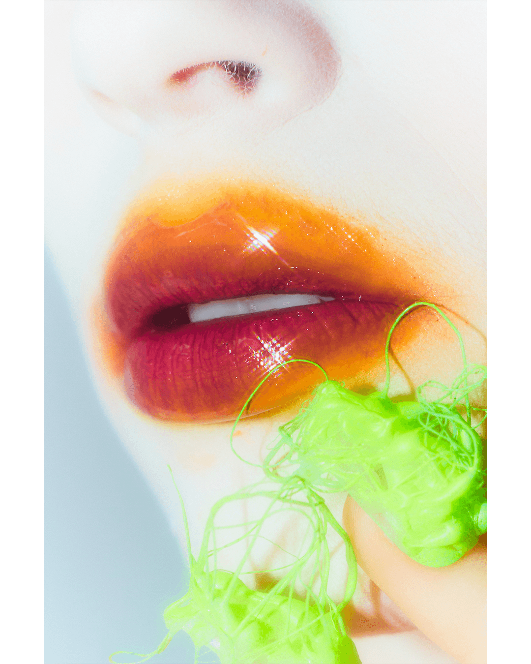 FINE LINE — Look 2