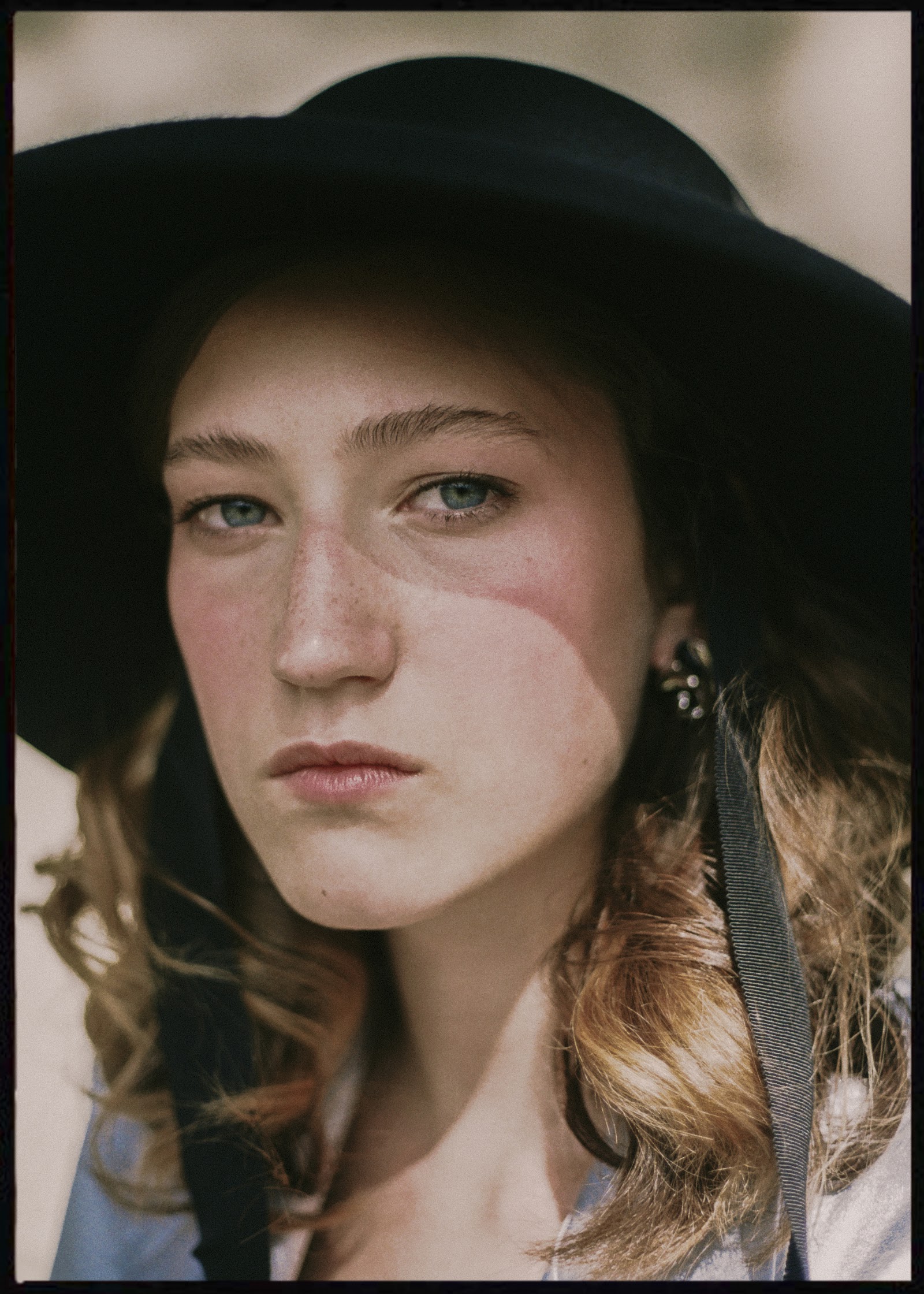 APPLE SEASON — Look 2
