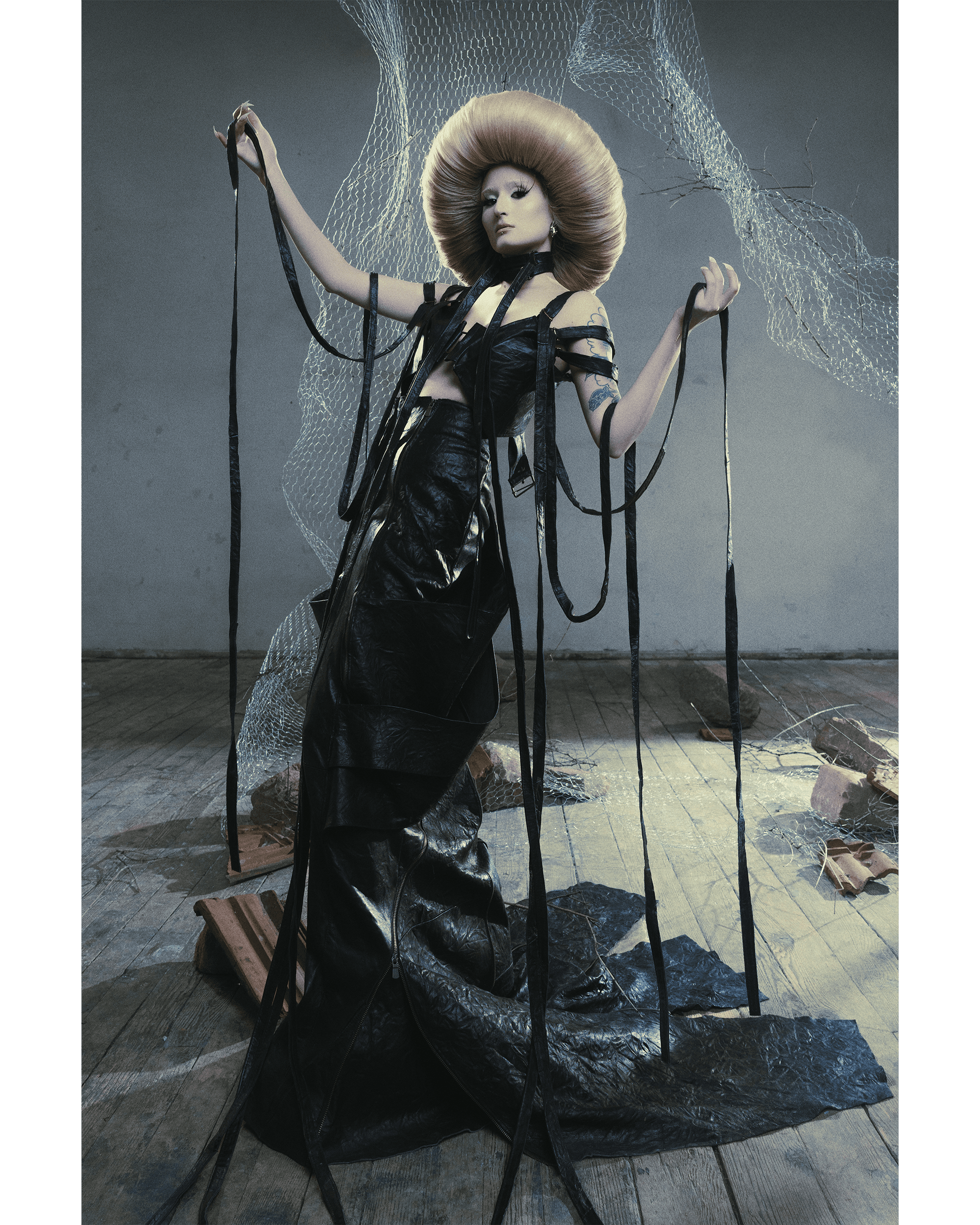 Silent Gaze — Look 11