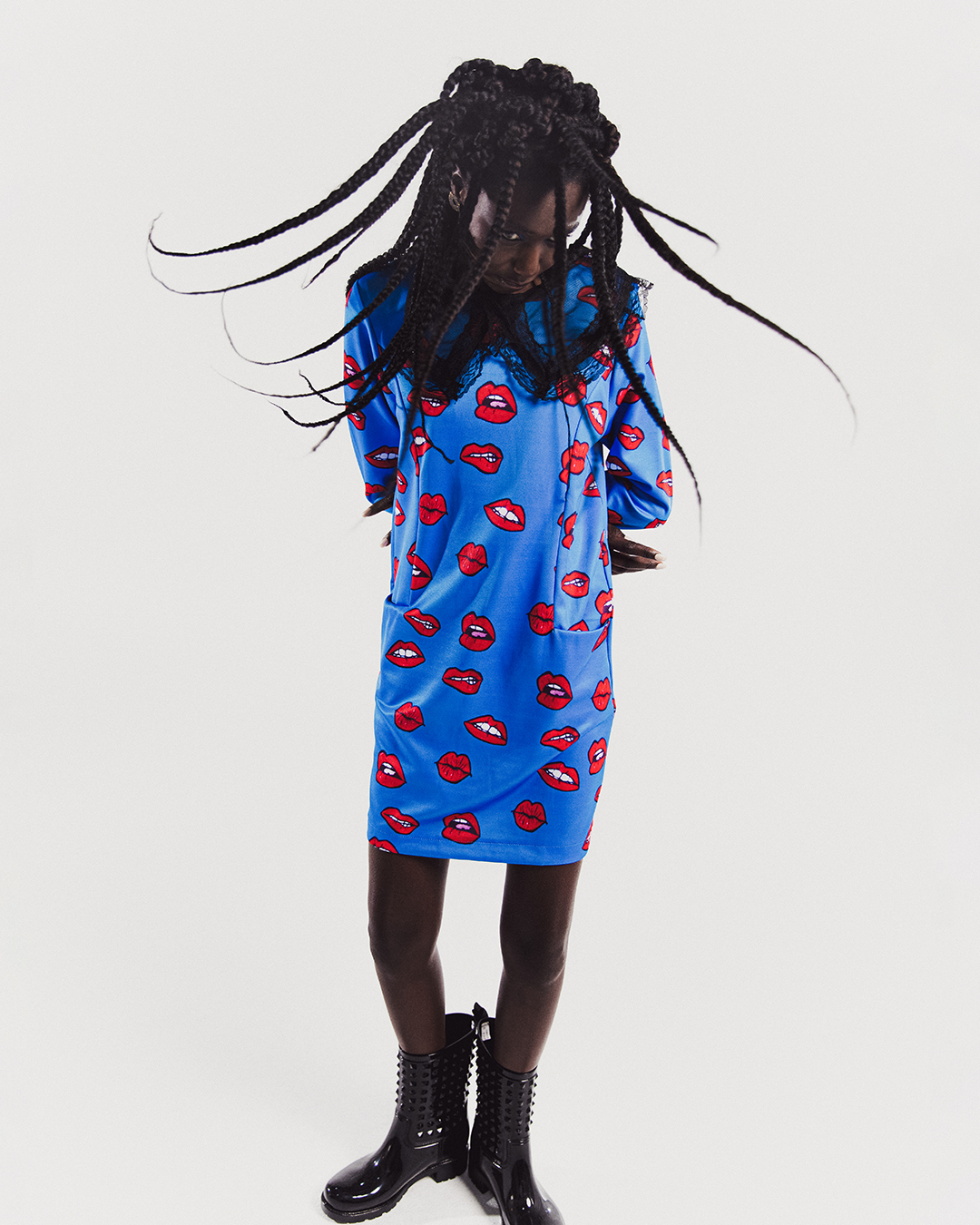 TEMPORALITY — Look 8