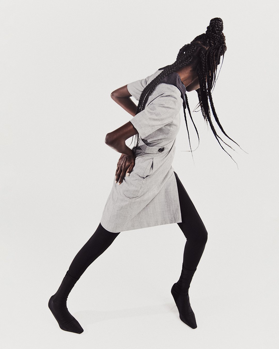 TEMPORALITY — Look 10